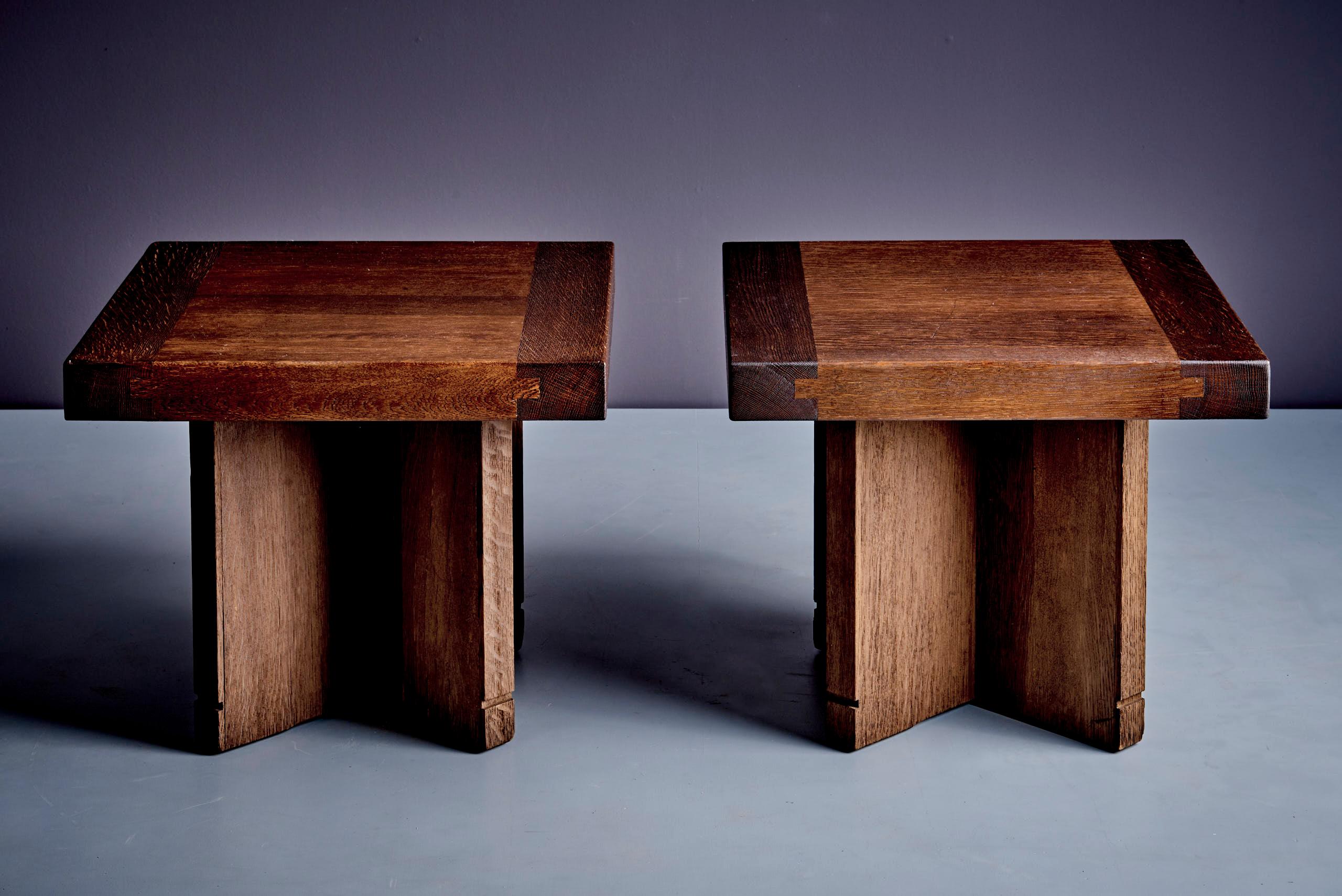 20th Century Pair of Studio Oak Side Tables For Sale