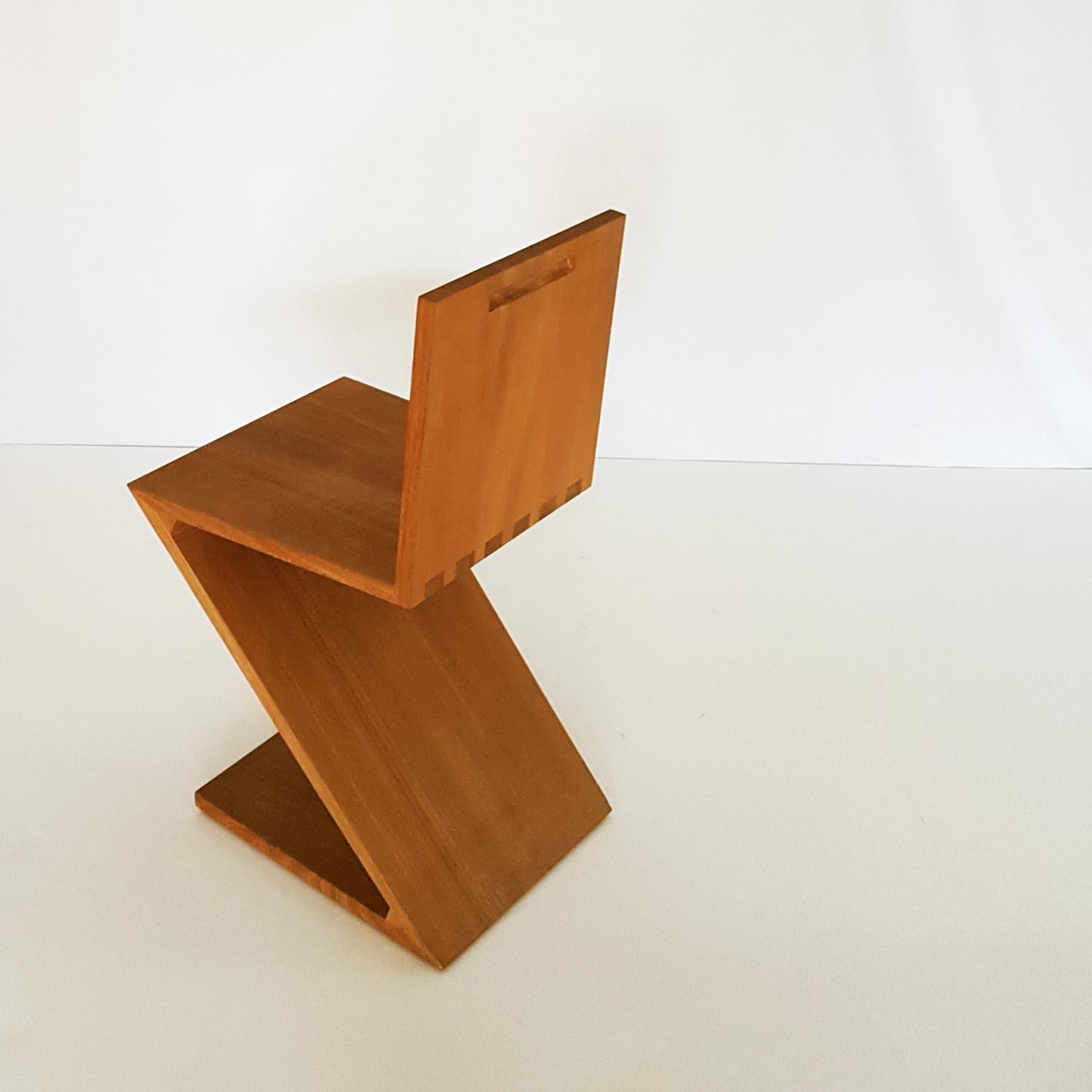 Italian Gerrit Rietvel Unfinished Natural Elm Wood Zig Zag Chair by Cassina, 1973