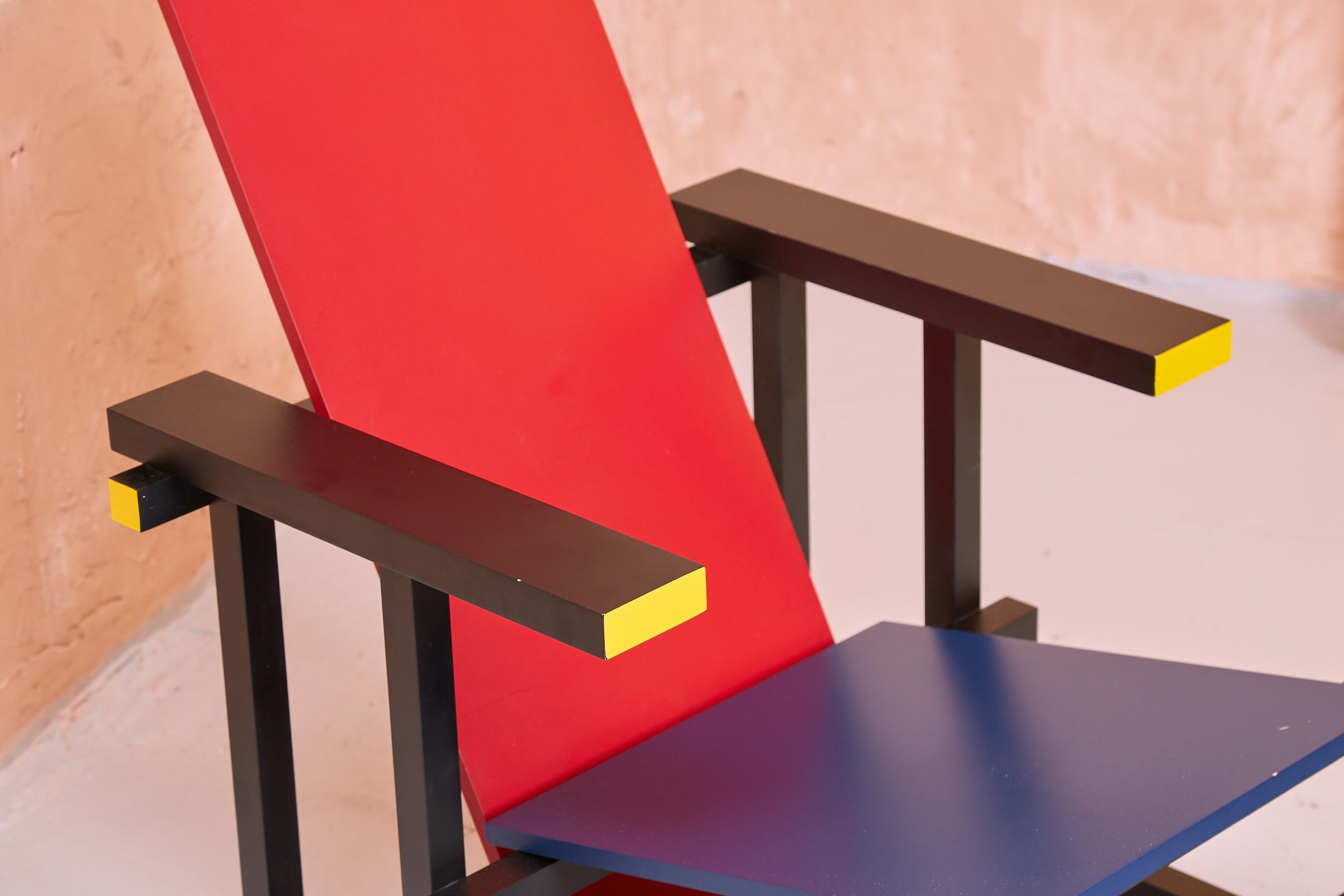 gerrit rietveld red and blue chair plans