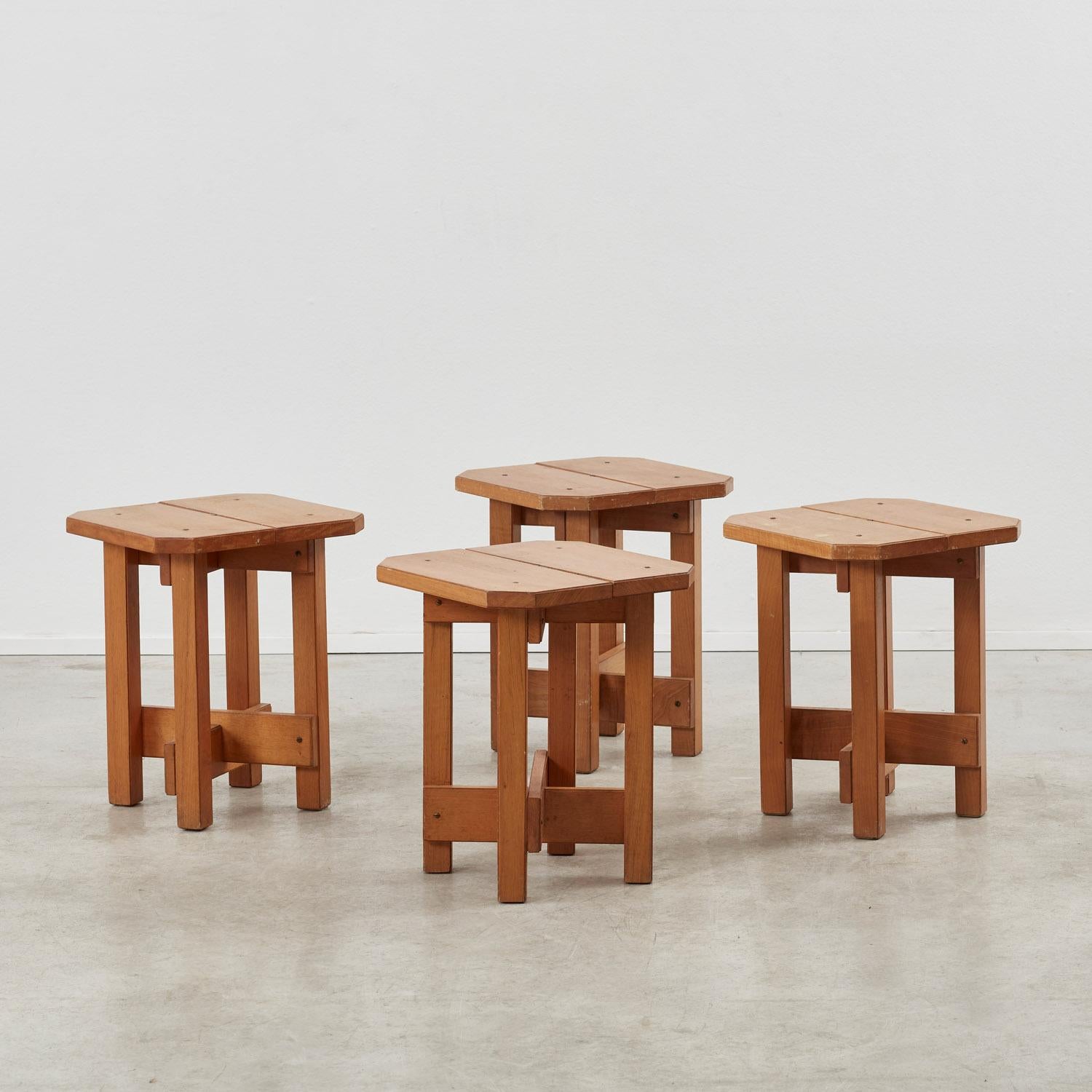 Modern Pair of Gerrit Rietveld stools / side tables - Netherlands, 1970s. For Sale