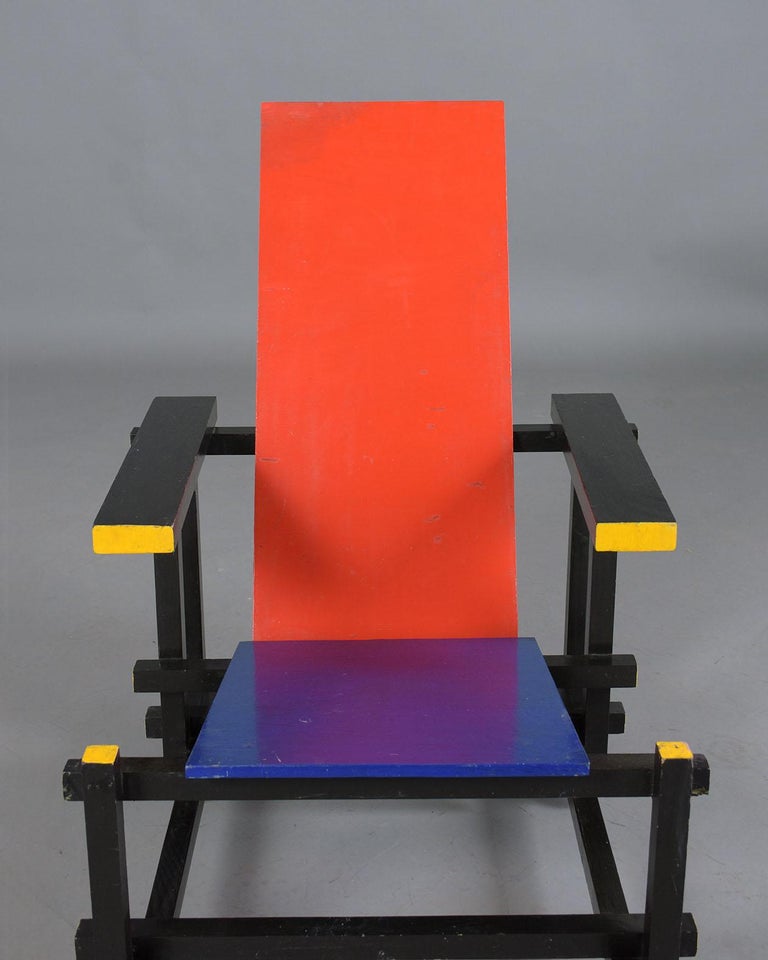 Pair of Gerrit Rietveld Chairs In Good Condition For Sale In Los Angeles, CA