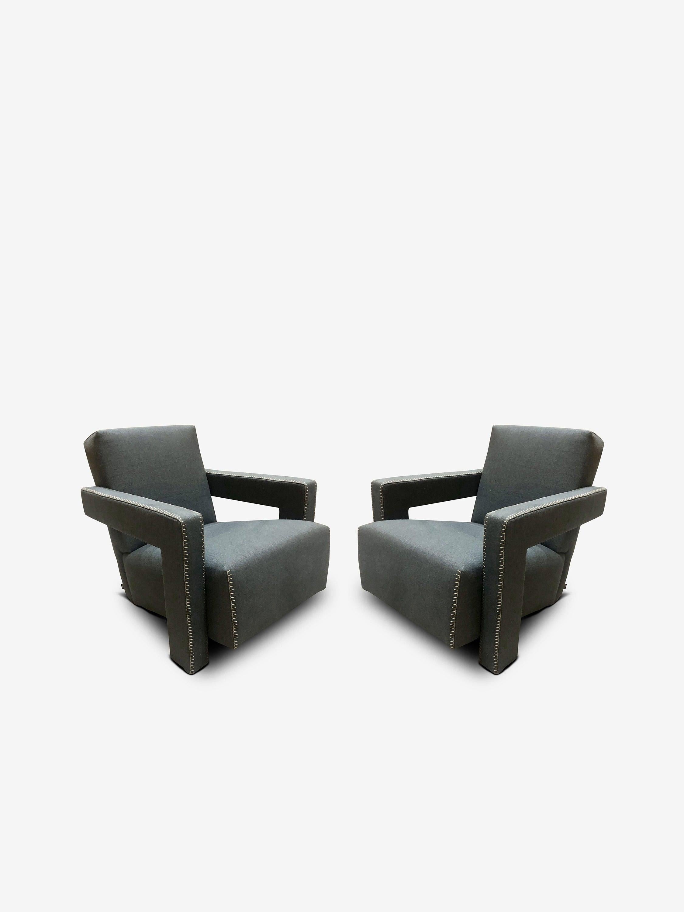 XXIe siècle et contemporain Paire de fauteuils Gerrit Thomas Rietveld Utrecht en lin par Cassina en vente