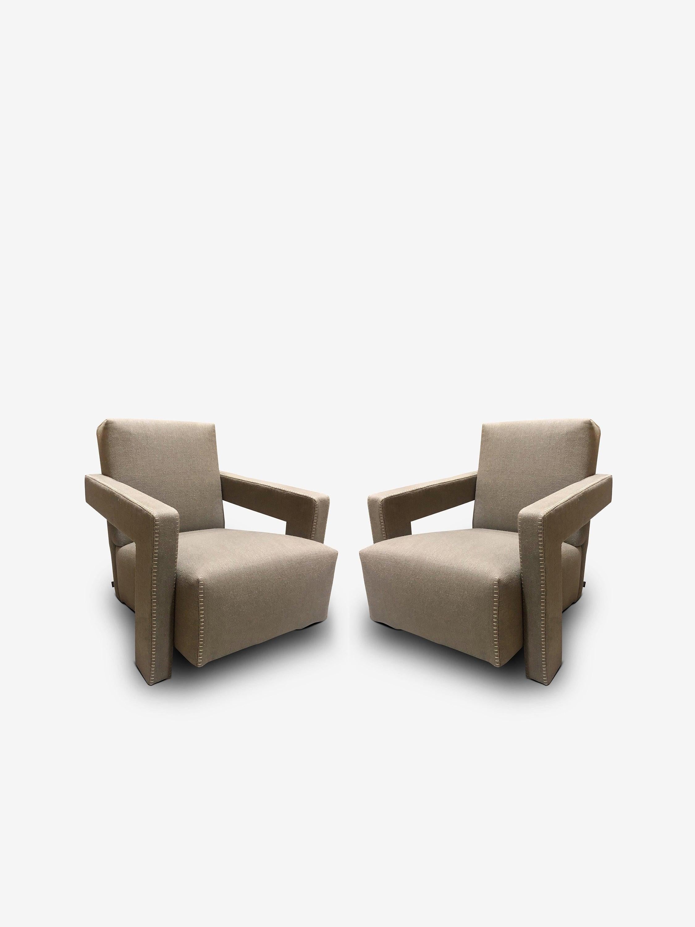 Cuir Paire de fauteuils Gerrit Thomas Rietveld Utrecht en lin par Cassina en vente