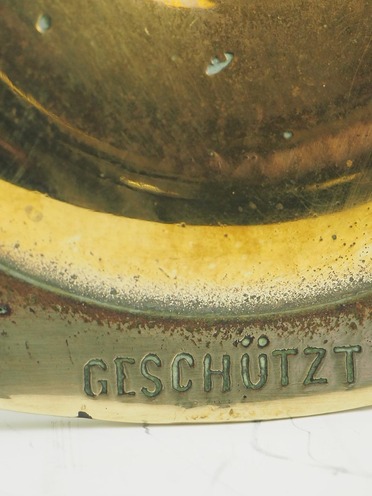 Coppia di portacandele a tre quadrifogli in ottone di Geschutzt Art Nouveau in vendita 3