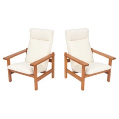 Vintage Pair of Getama GE-163a Oak Lounge Chairs by Hans Wegner