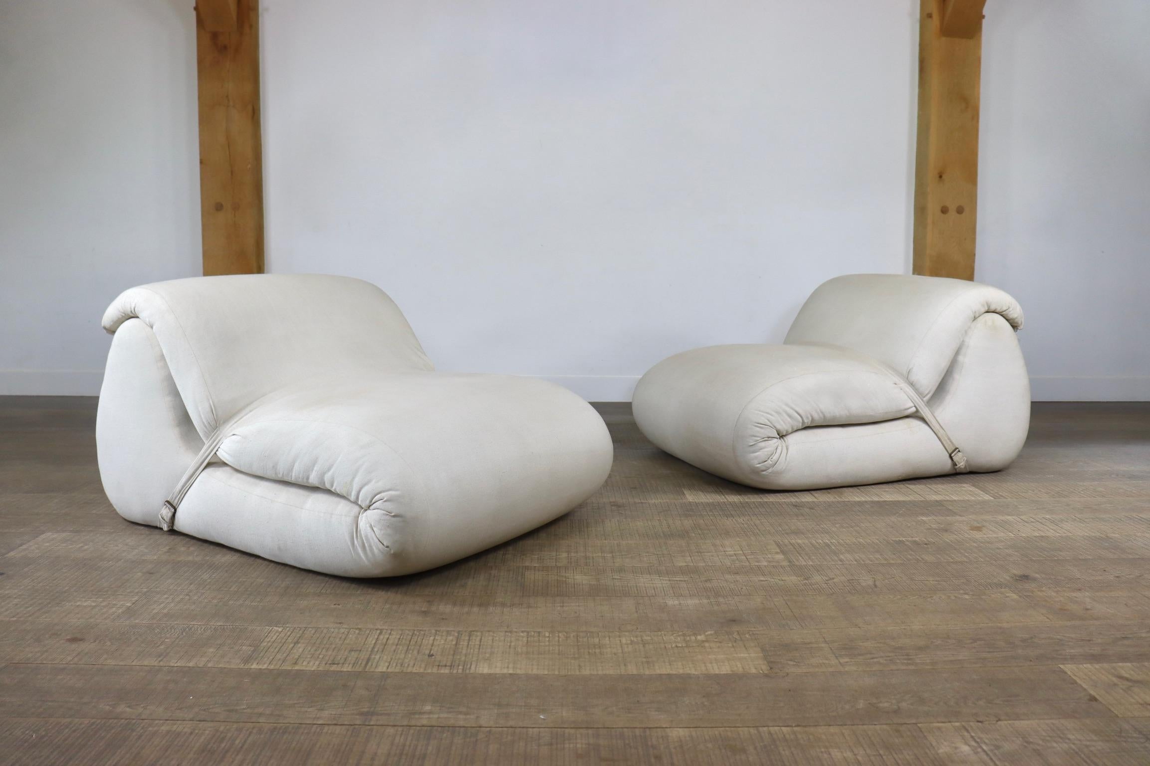 Pair of Ghiro Convertible lounge chairs by Umberto Catalano and Gianfranco Masi, 8