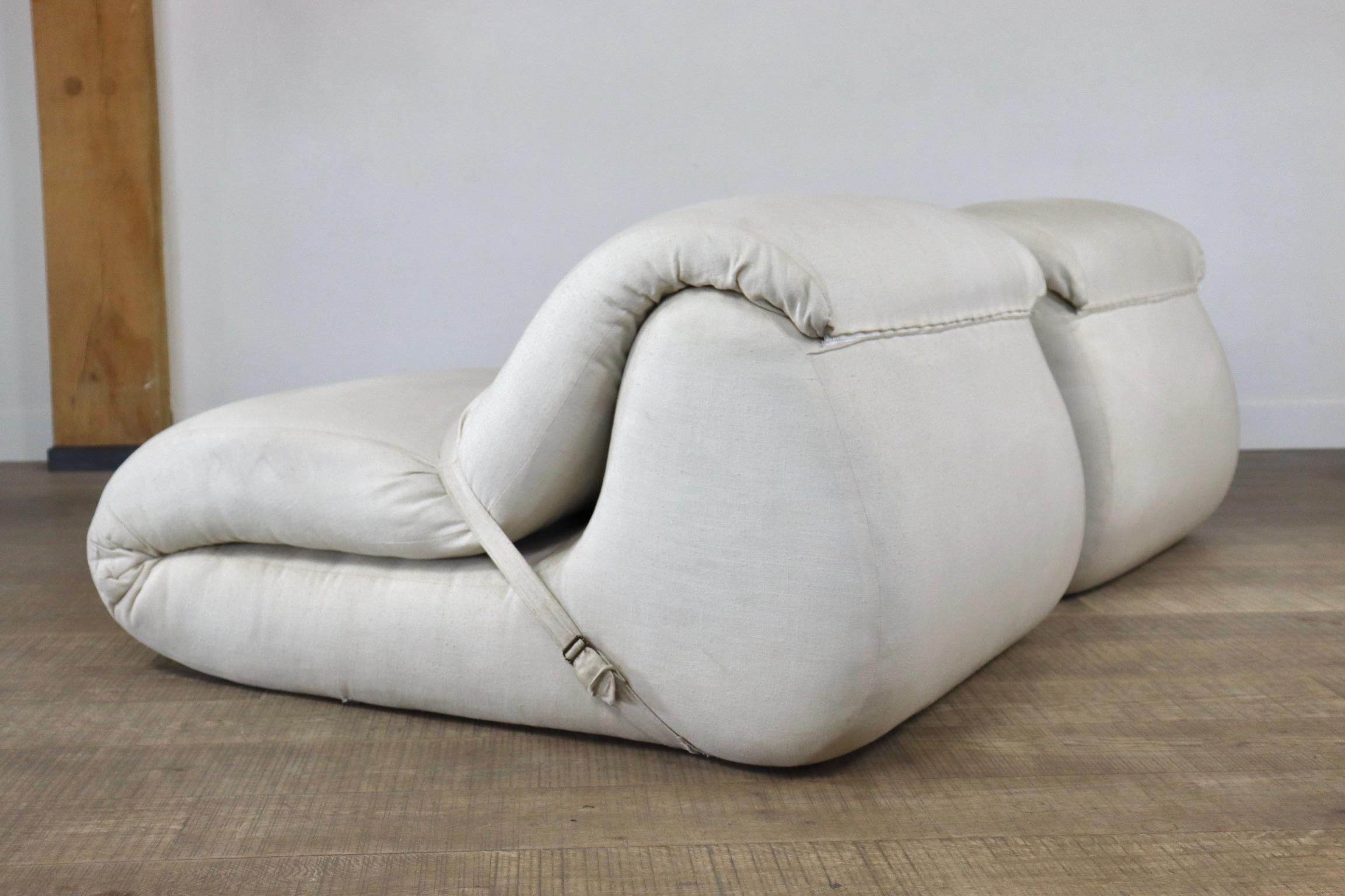 Pair of Ghiro Convertible lounge chairs by Umberto Catalano and Gianfranco Masi, 9