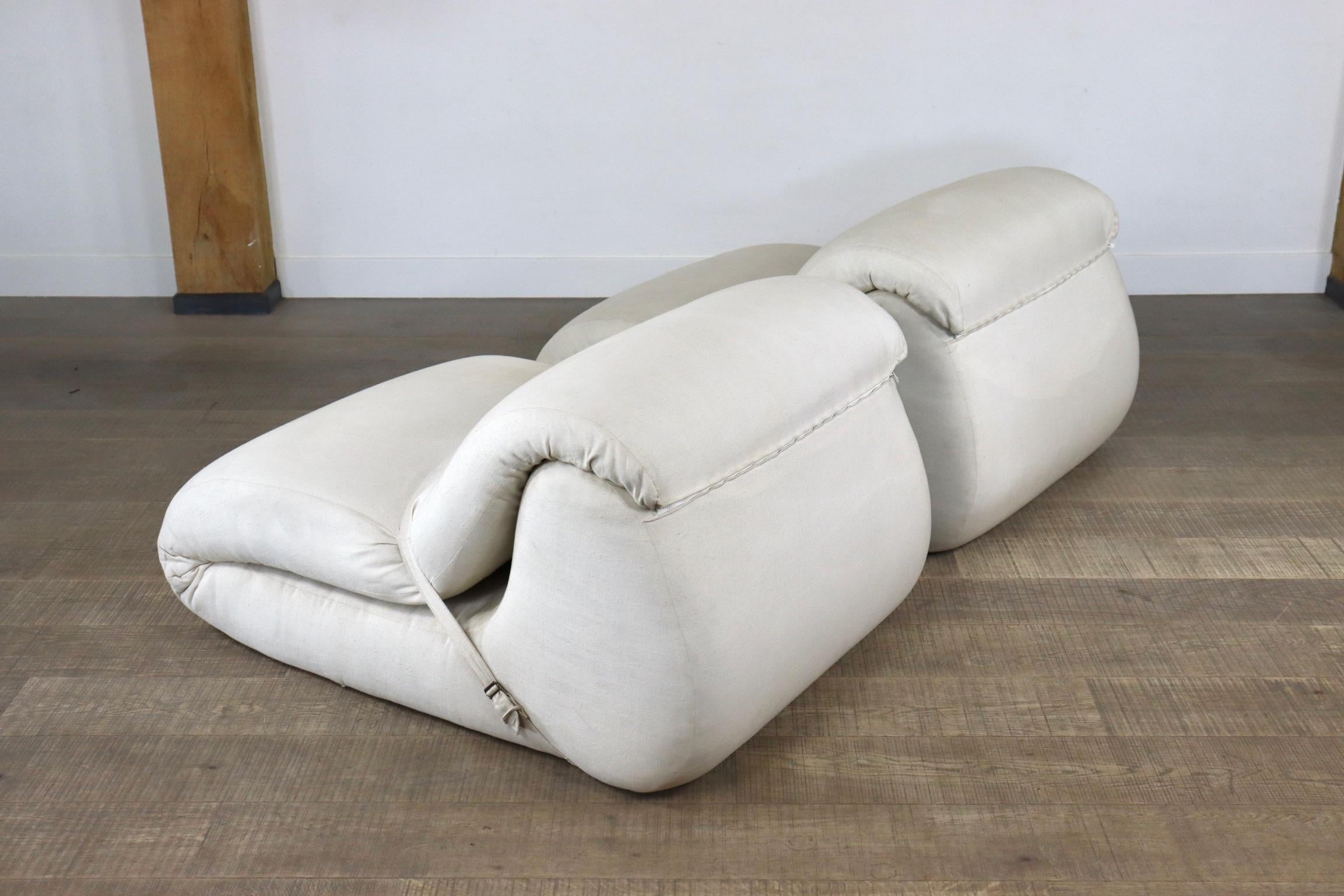 Pair of Ghiro Convertible lounge chairs by Umberto Catalano and Gianfranco Masi, 13
