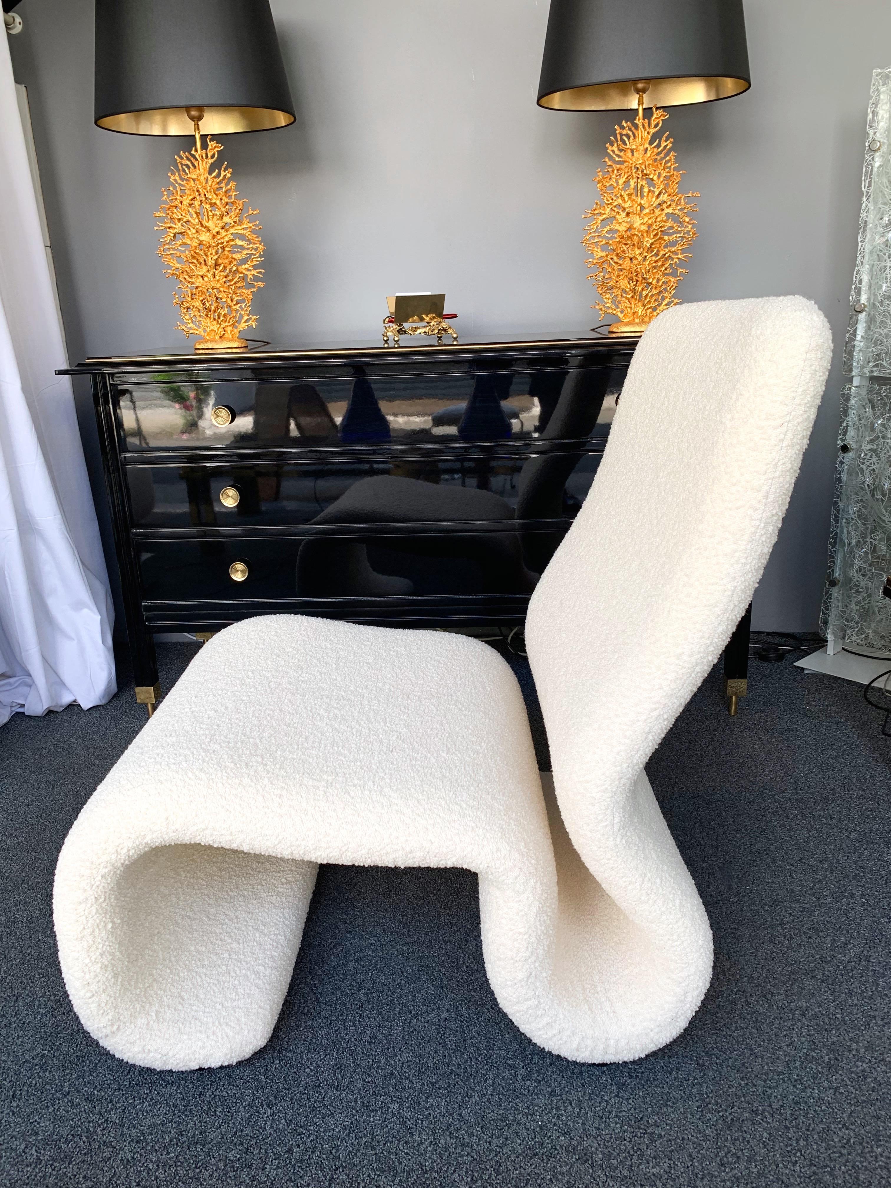 Pair of Ghost Armchairs. Italy, 1970s In Excellent Condition In SAINT-OUEN, FR
