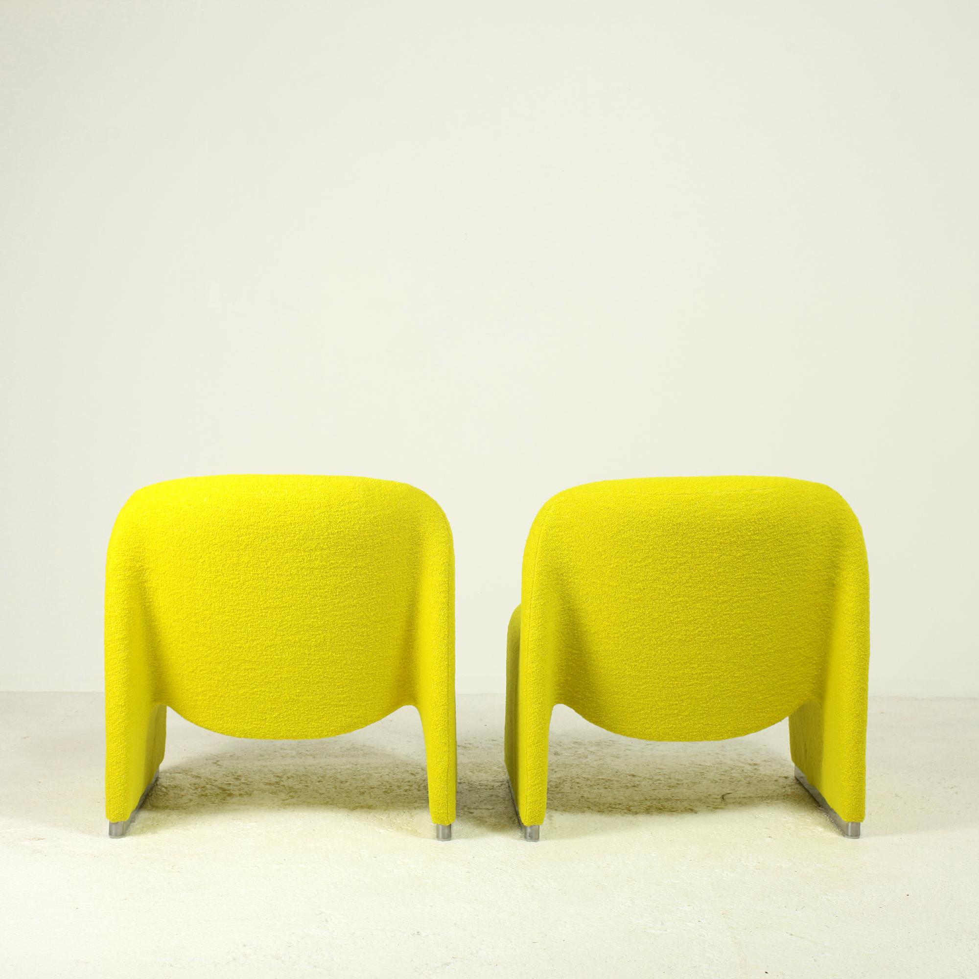 Mid-Century Modern Pair of Giancarlo Piretti Alky Chair in Yellow Bouclé for Castelli Italy 1970s