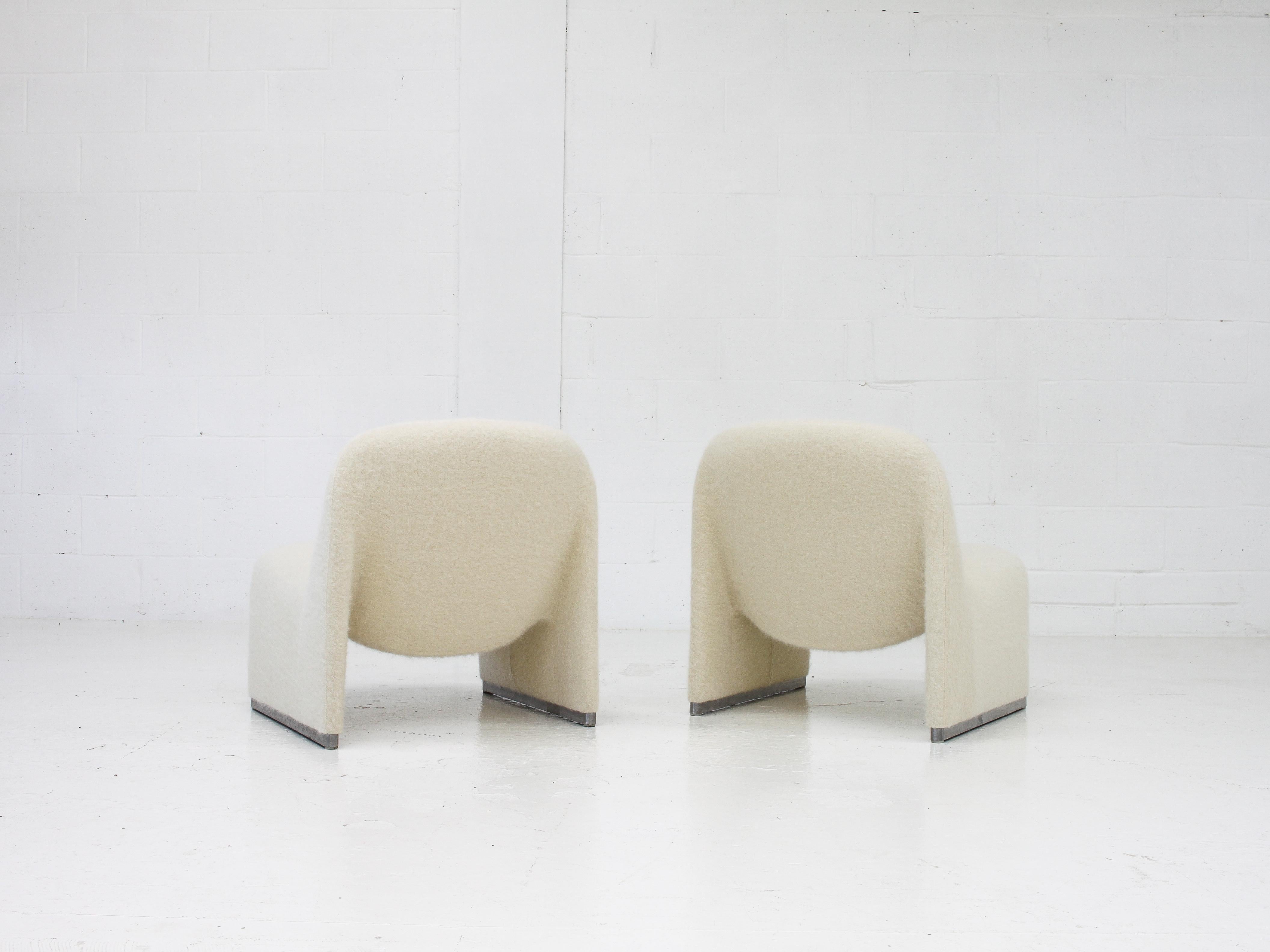 Pair of Giancarlo Piretti “Alky” Chairs in Fluffy Pierre Frey, Artifort, 1970s 8