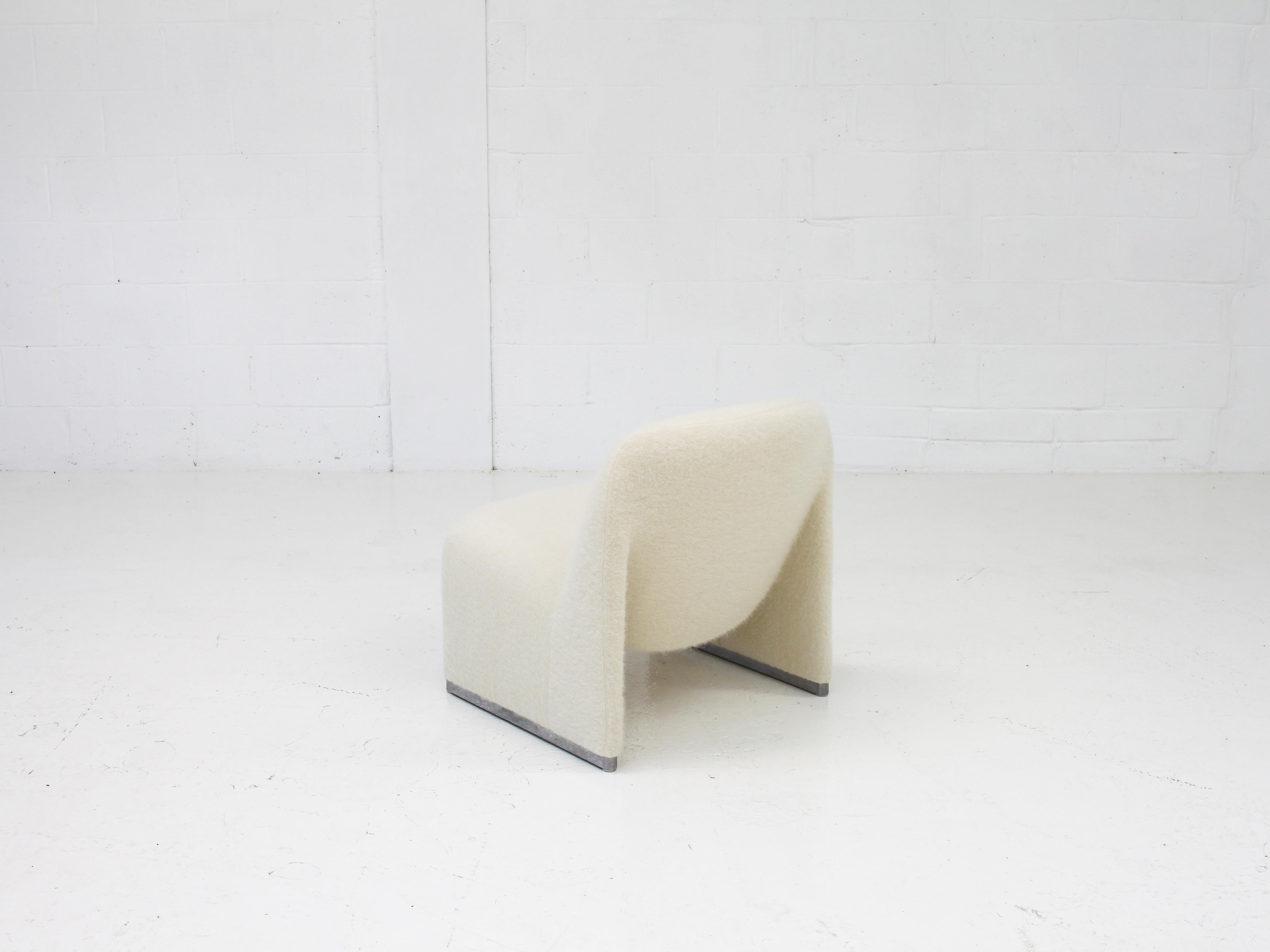 Pair of Giancarlo Piretti “Alky” Chairs in Fluffy Pierre Frey, Artifort, 1970s 10