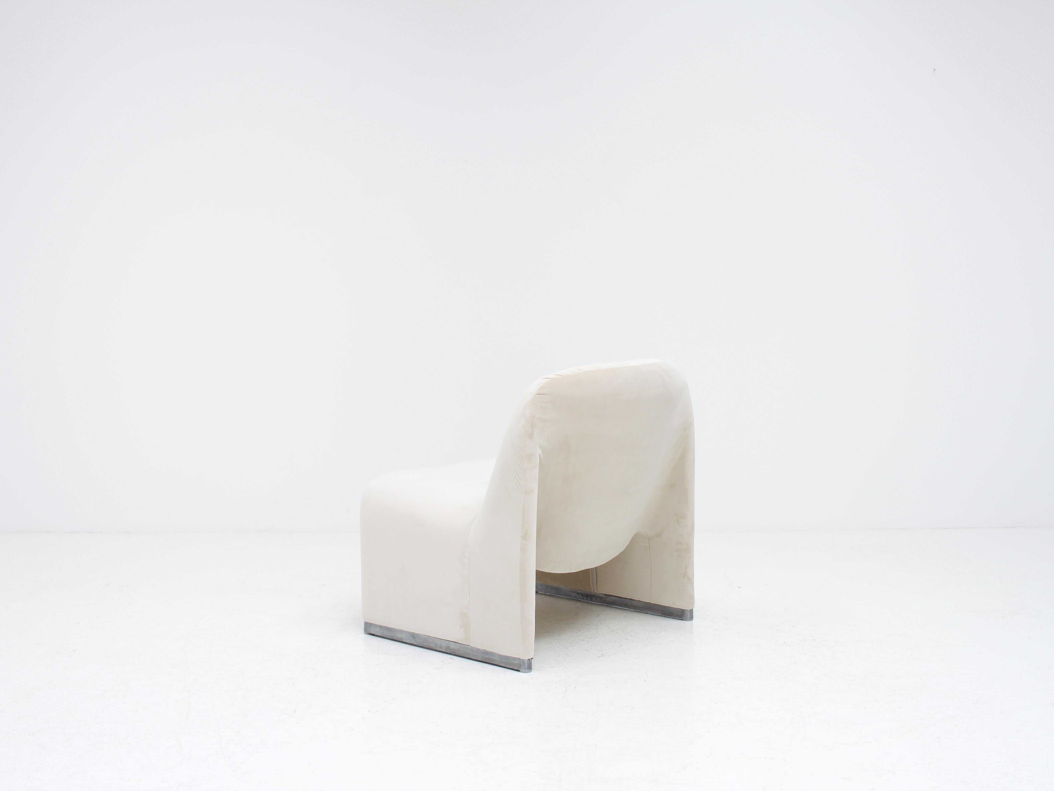 Giancarlo Piretti “Alky” Chairs in New Velvet, Artifort, 1970s - *Customizable* 6