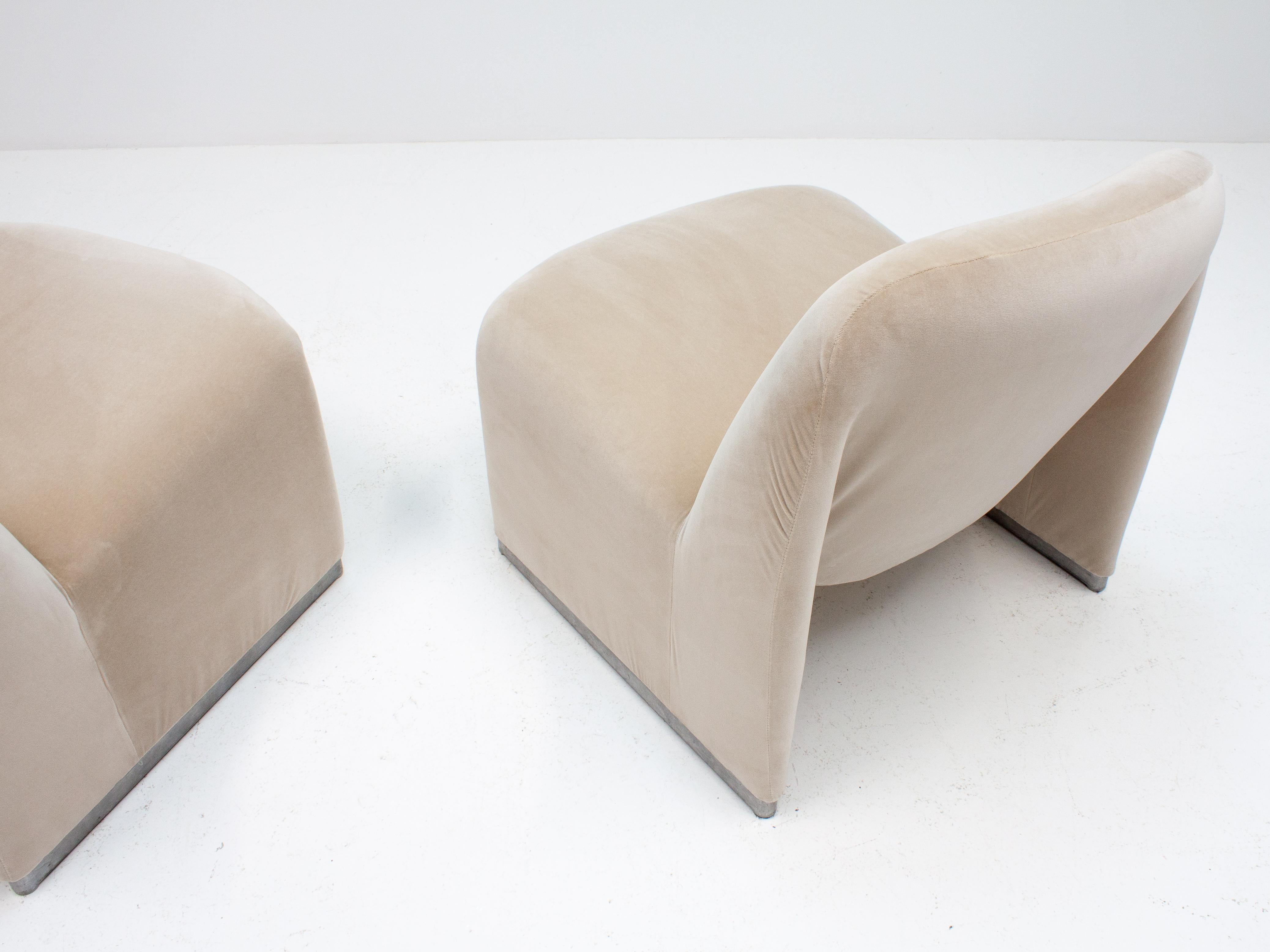 Pair of Giancarlo Piretti “Alky” Chairs in New Velvet, Artifort, 1970s 10