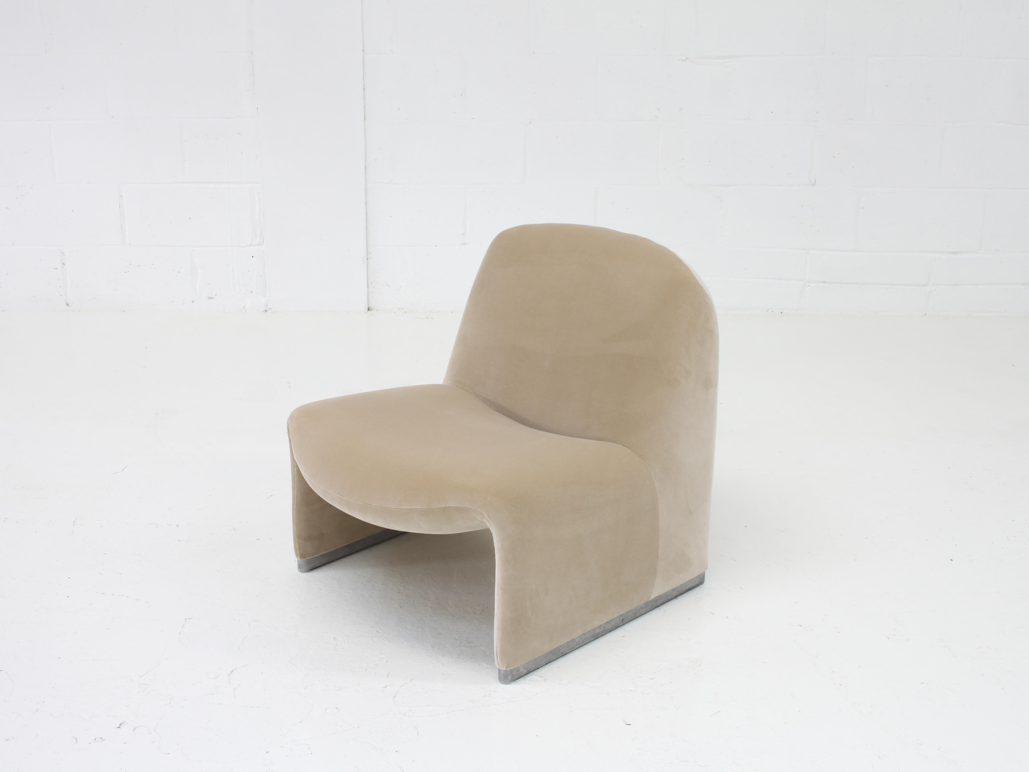 20th Century Pair of Giancarlo Piretti “Alky” Chairs - PREPARED FOR UPHOLSTERY