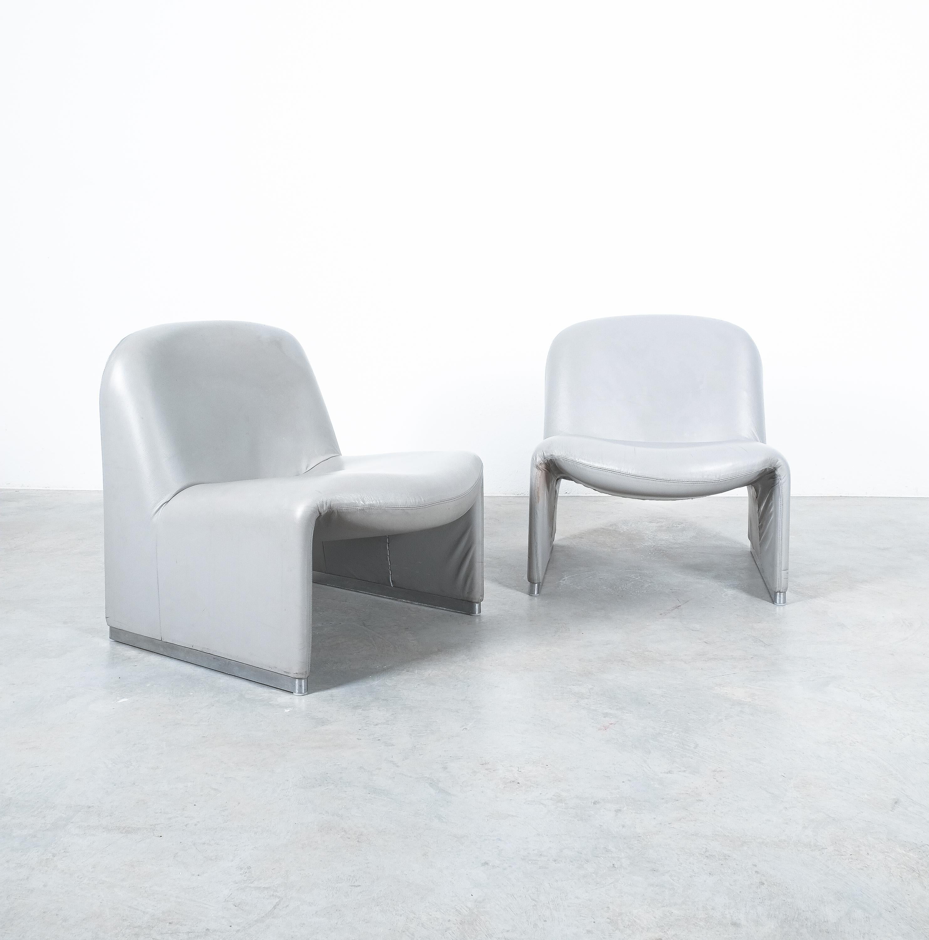 Aluminum Pair of Giancarlo Piretti “Alky” Grey Leather Chairs, Castelli, 1969