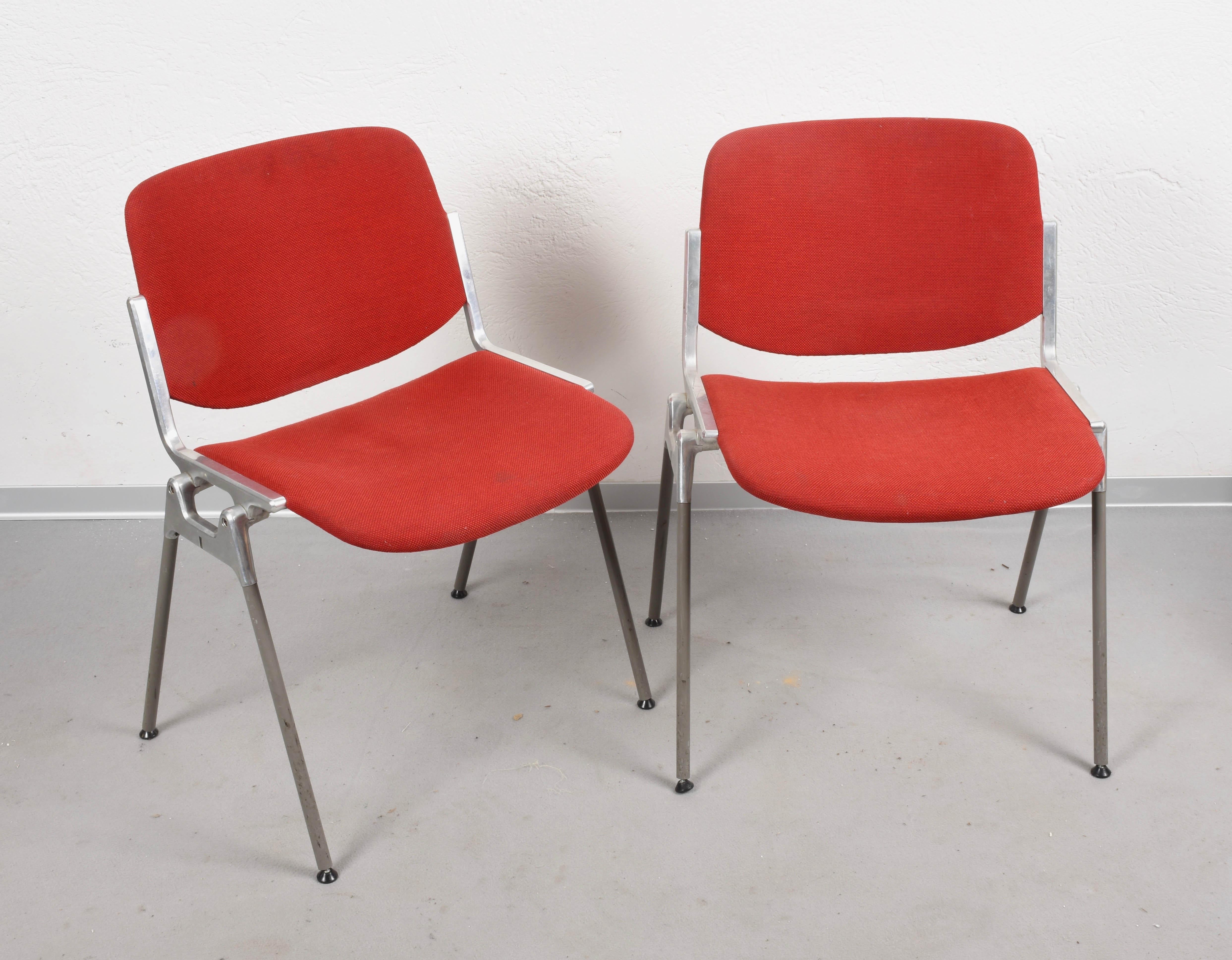 Pair of Giancarlo Piretti Red Fabric DSC 106 Italian Chairs for Castelli, 1960s 4