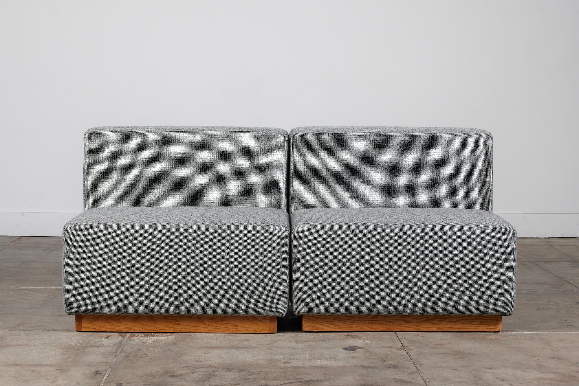 Pair of Giancarlo Piretti Style Modern Cubic Sofa Seats For Sale 4