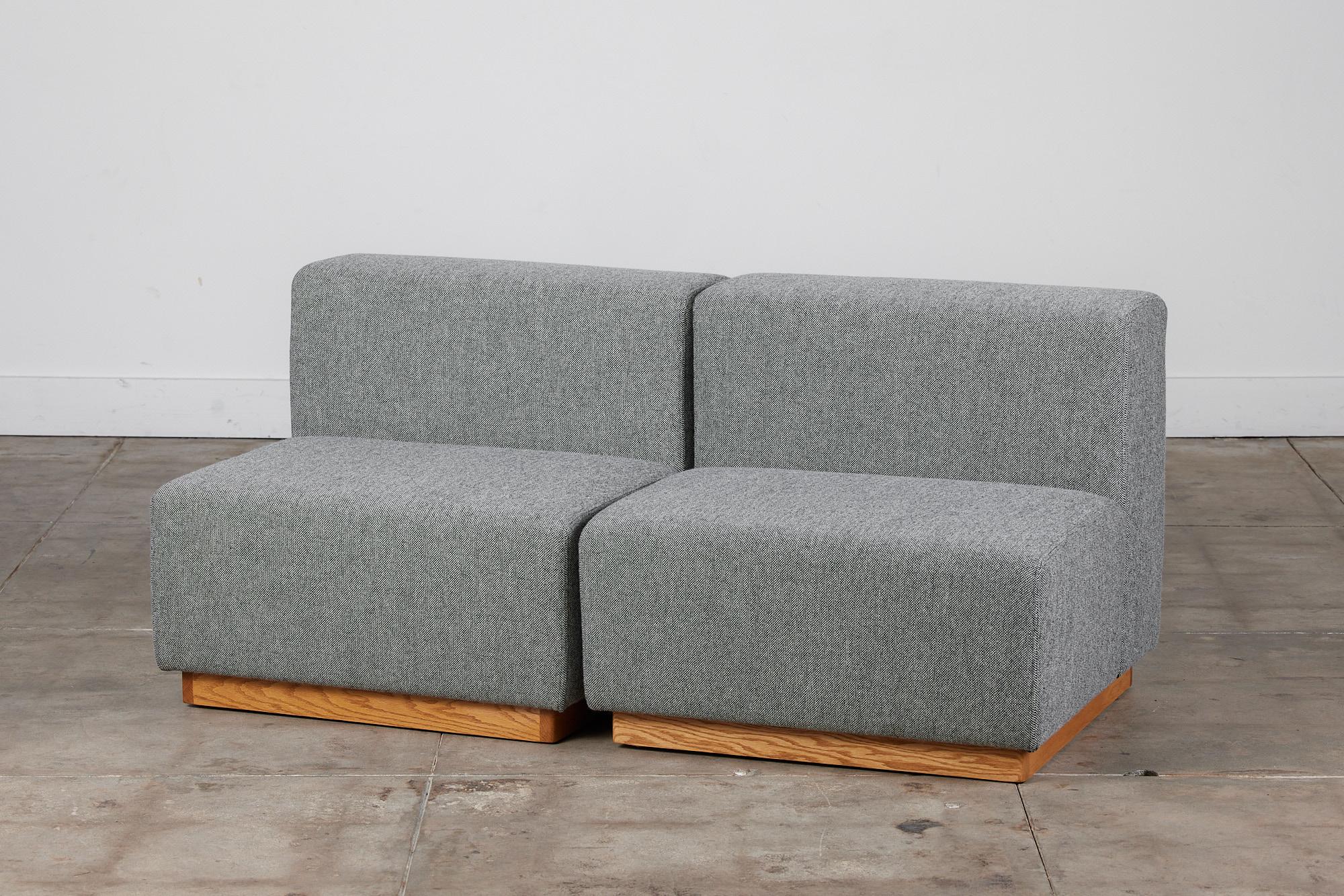 Mid-Century Modern Pair of Giancarlo Piretti Style Modern Cubic Sofa Seats For Sale