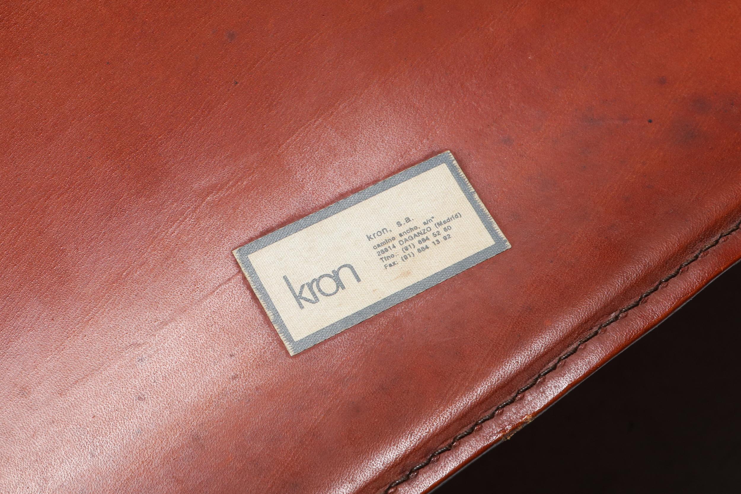 Paire de fauteuils Gianfranco Frattini modèle 'Lalanda' en cuir cognac foncé en vente 5