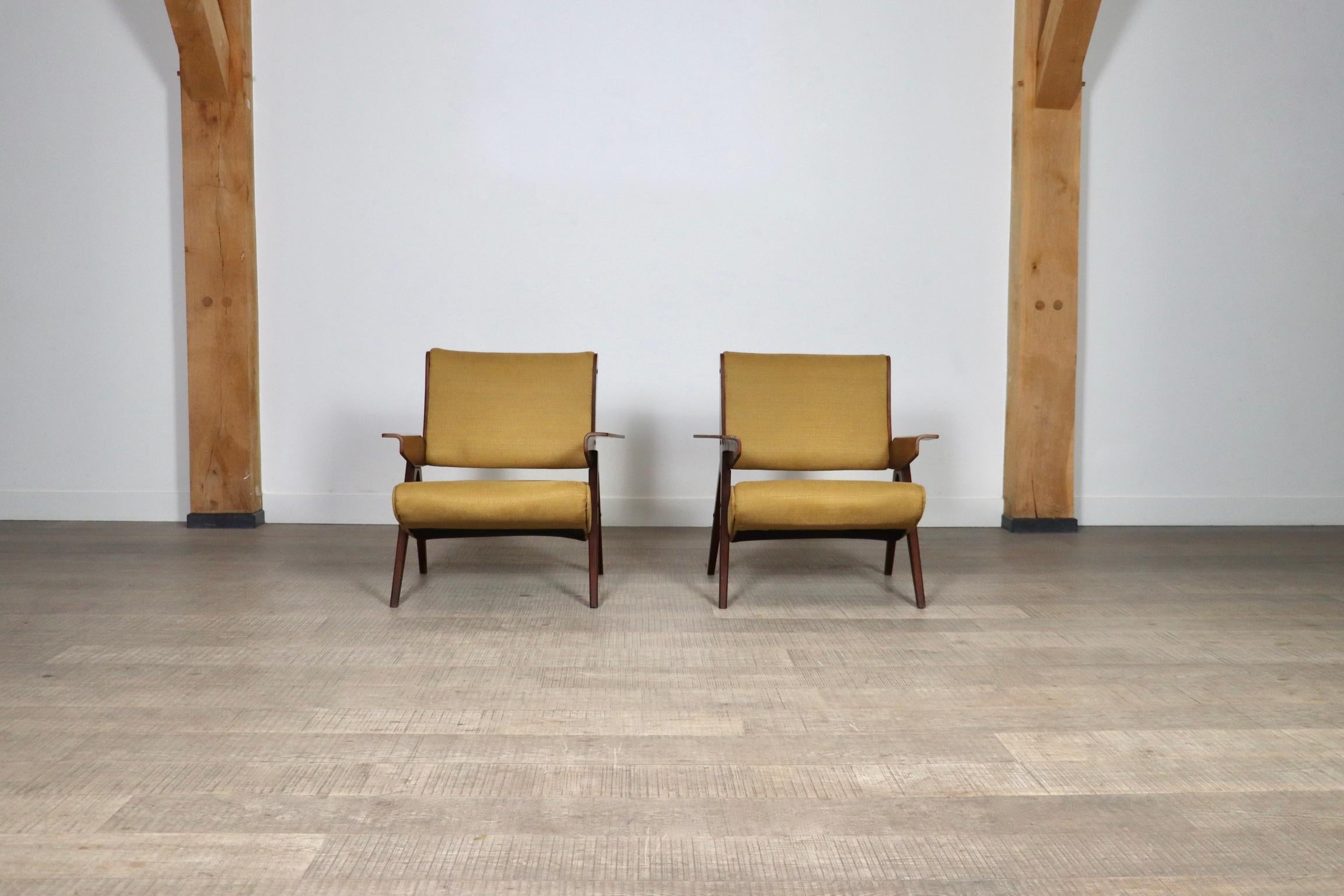 Pair Of Gianfranco Frattini Model 831 Lounge Chairs For Cassina, 1950s For Sale 7