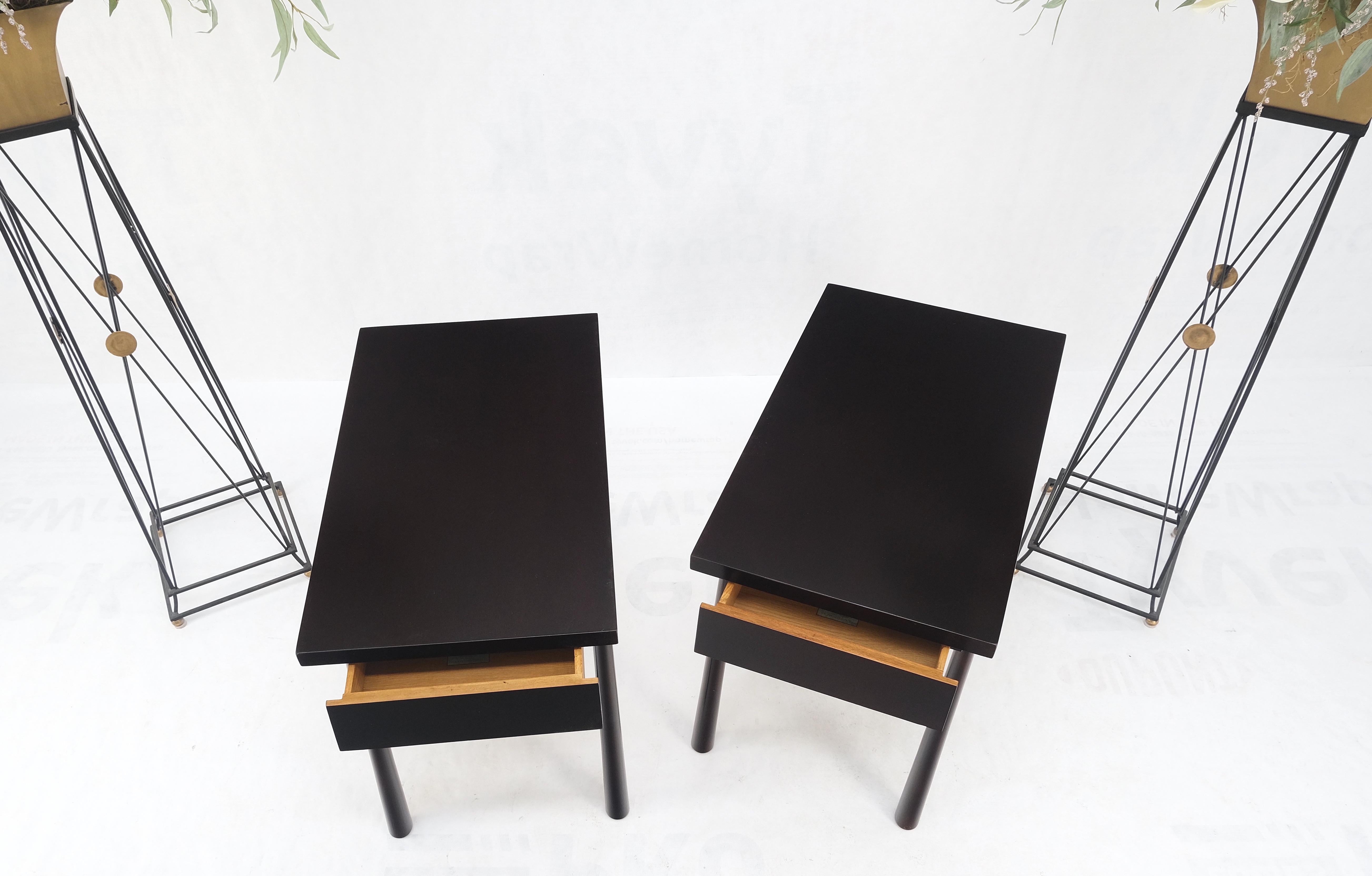 Pair of Gibbings Ebonized Dark Lacquer Walnut One Drawer End Side Tables Mint! For Sale 2