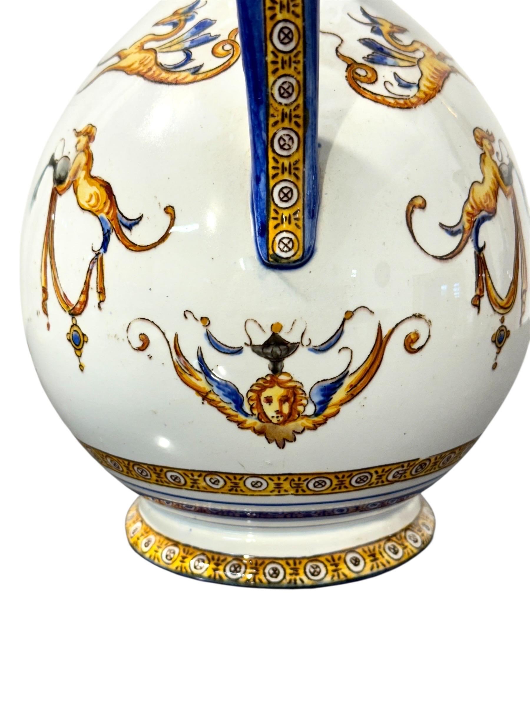 Coppia di brocche in maiolica rinascimentale di Gien, XIX secolo in vendita 2