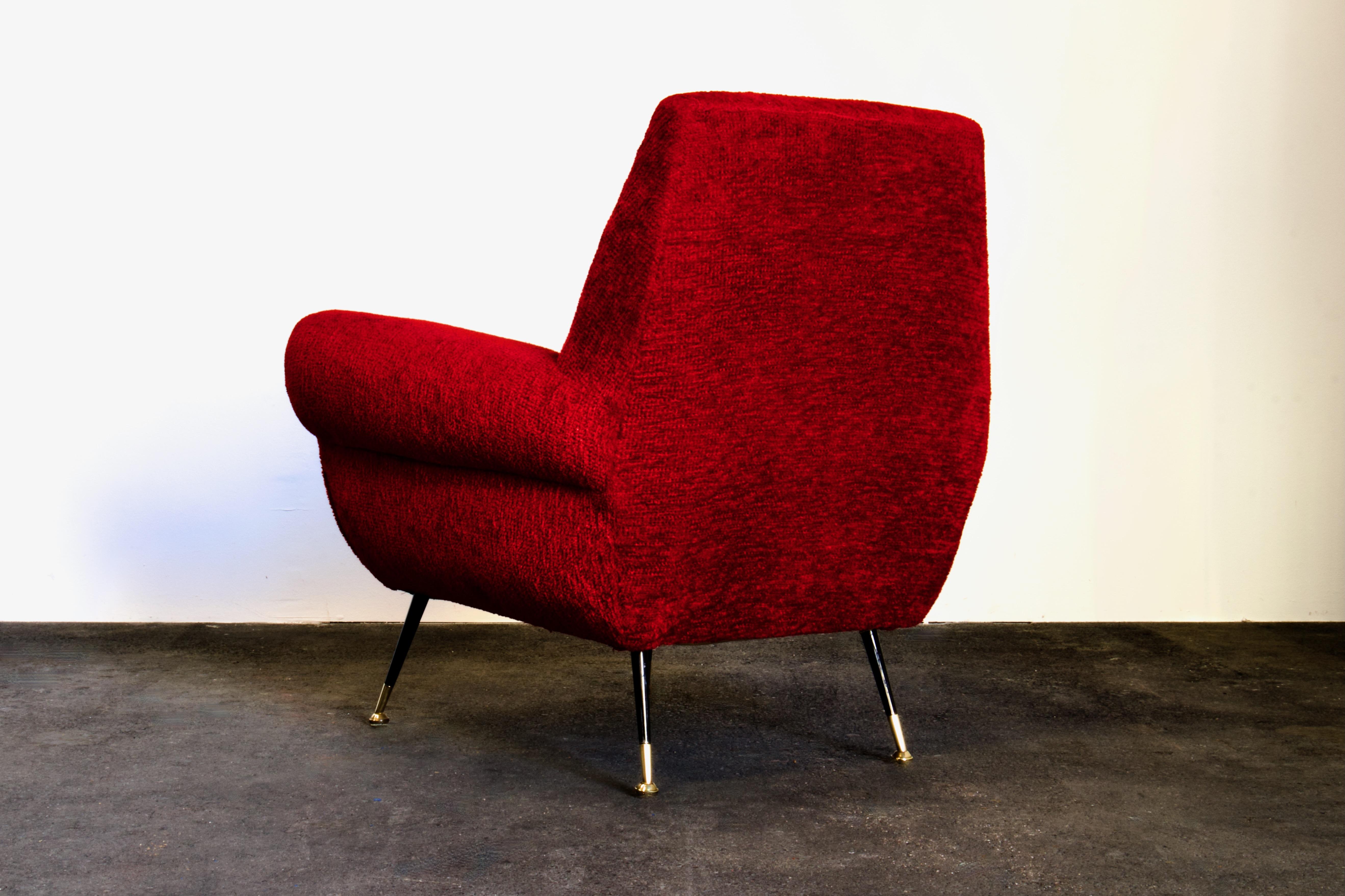 Milieu du XXe siècle Paire de fauteuils club/salon Gigi Radice pour Minotti, Italie, années 1950, tissu rouge en vente