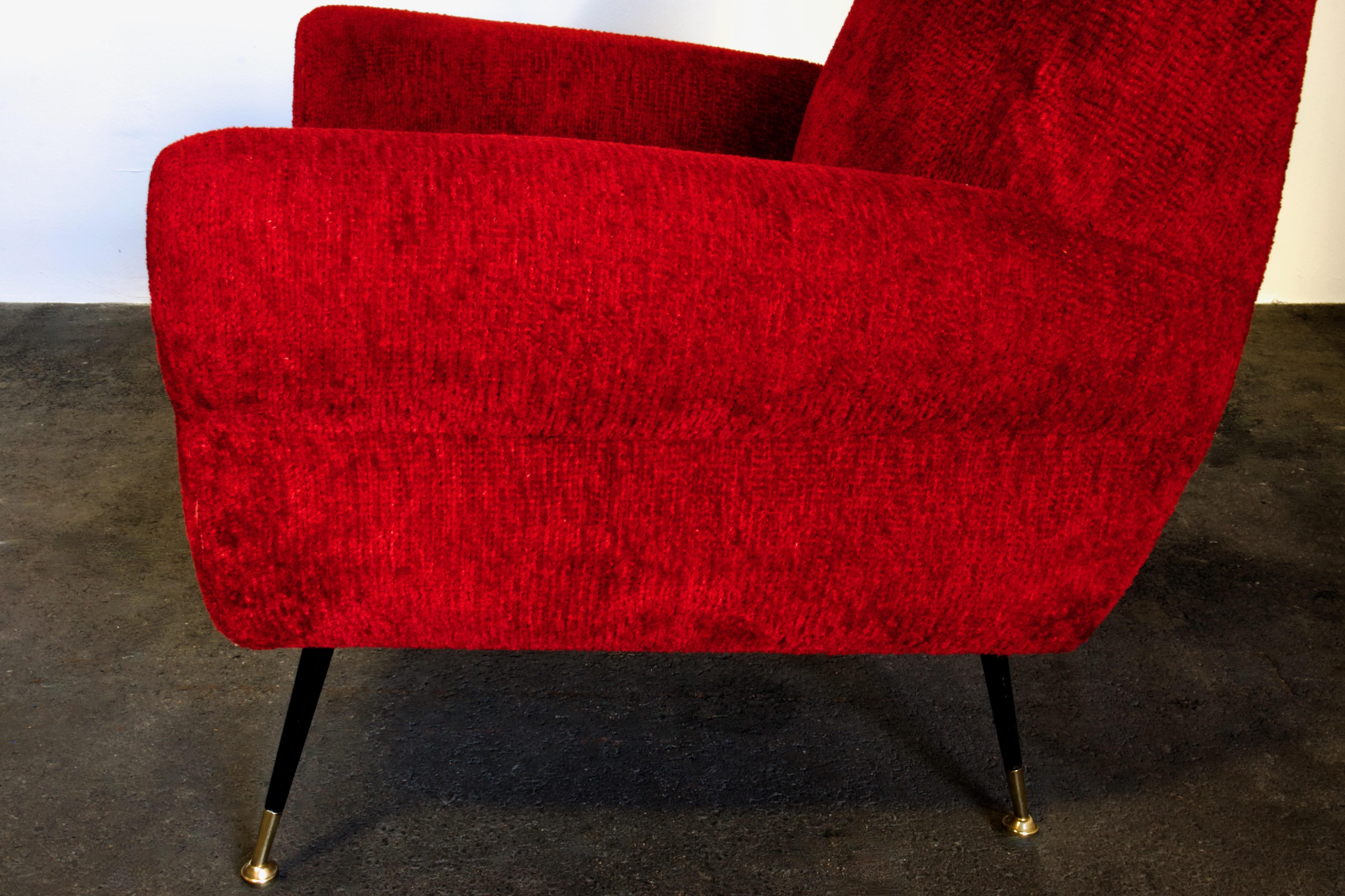 Pair of Gigi Radice Club / Lounge Armchairs for Minotti, 1950s Italy, Red Fabric For Sale 2