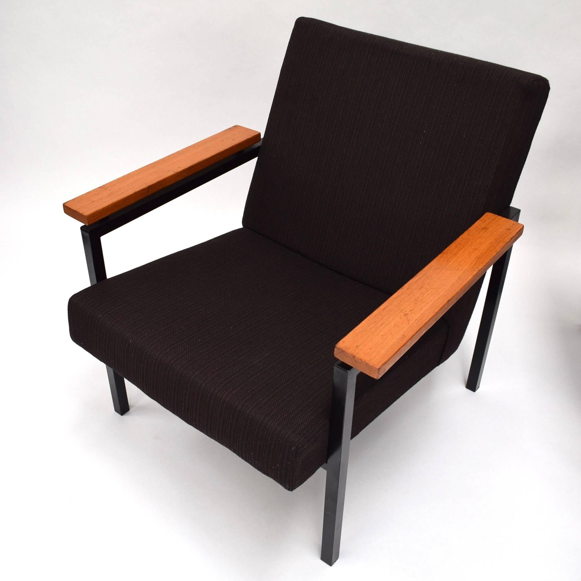 Pair of Gijs van der Sluis Model 30 Lounge Chairs In Fair Condition In Pijnacker, Zuid-Holland