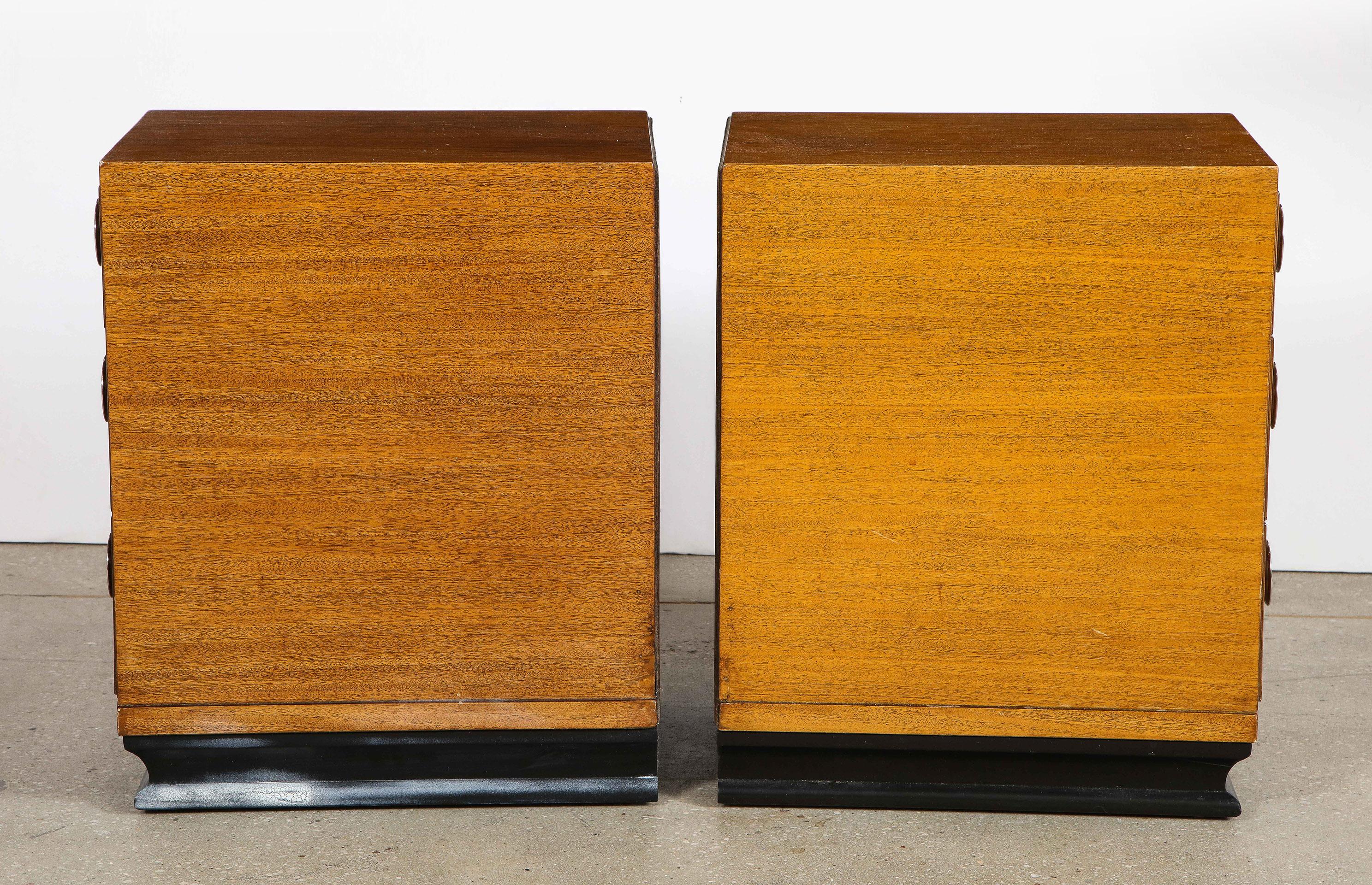 Pair of Gilbert Rohde Nightstands 7