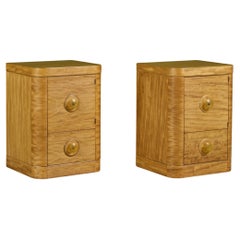 Paire de tables de nuit Gilbert Rohde