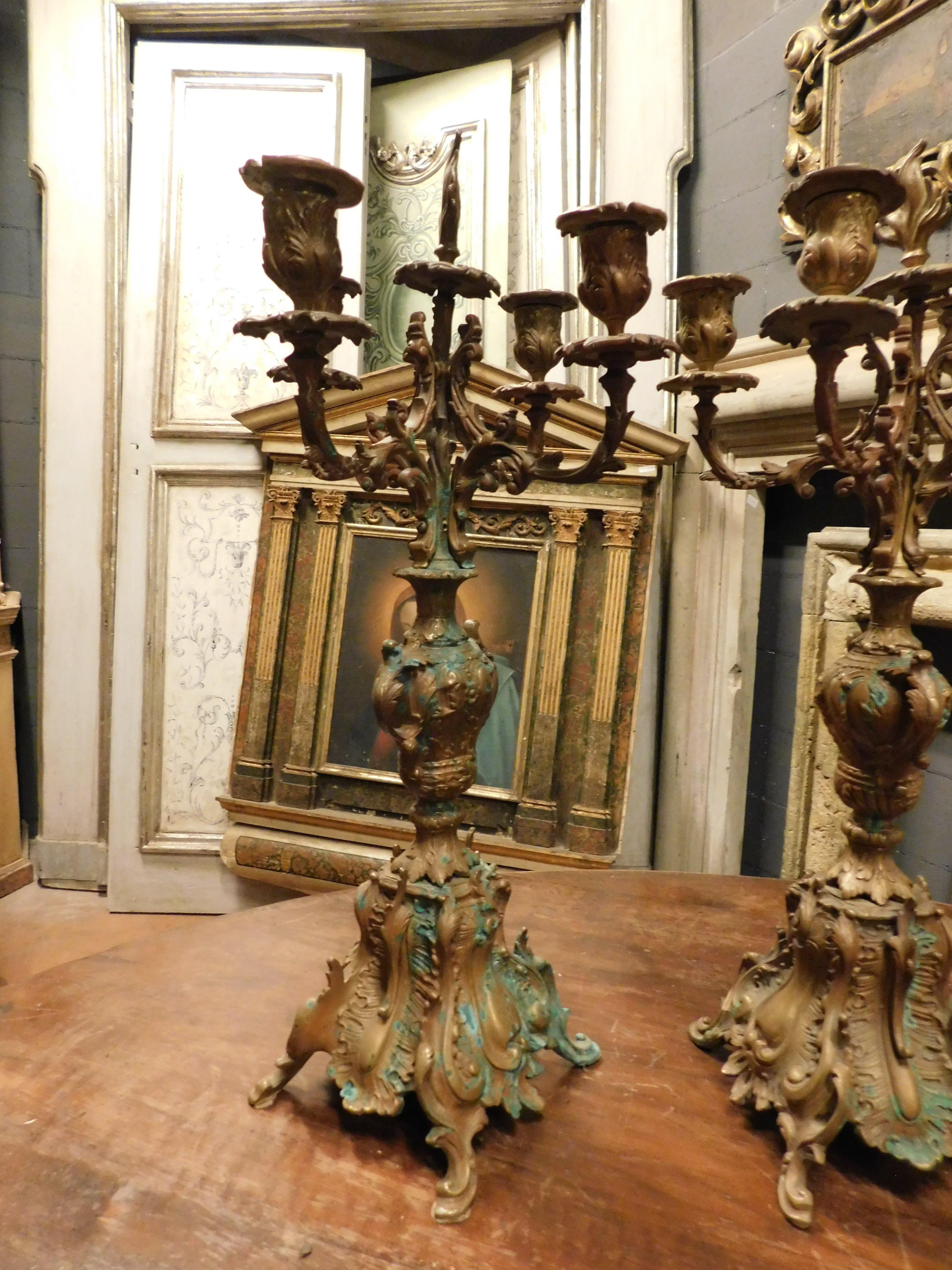 Hand-Carved Pair of gilded and sculpted bronze candelabra, Italy For Sale