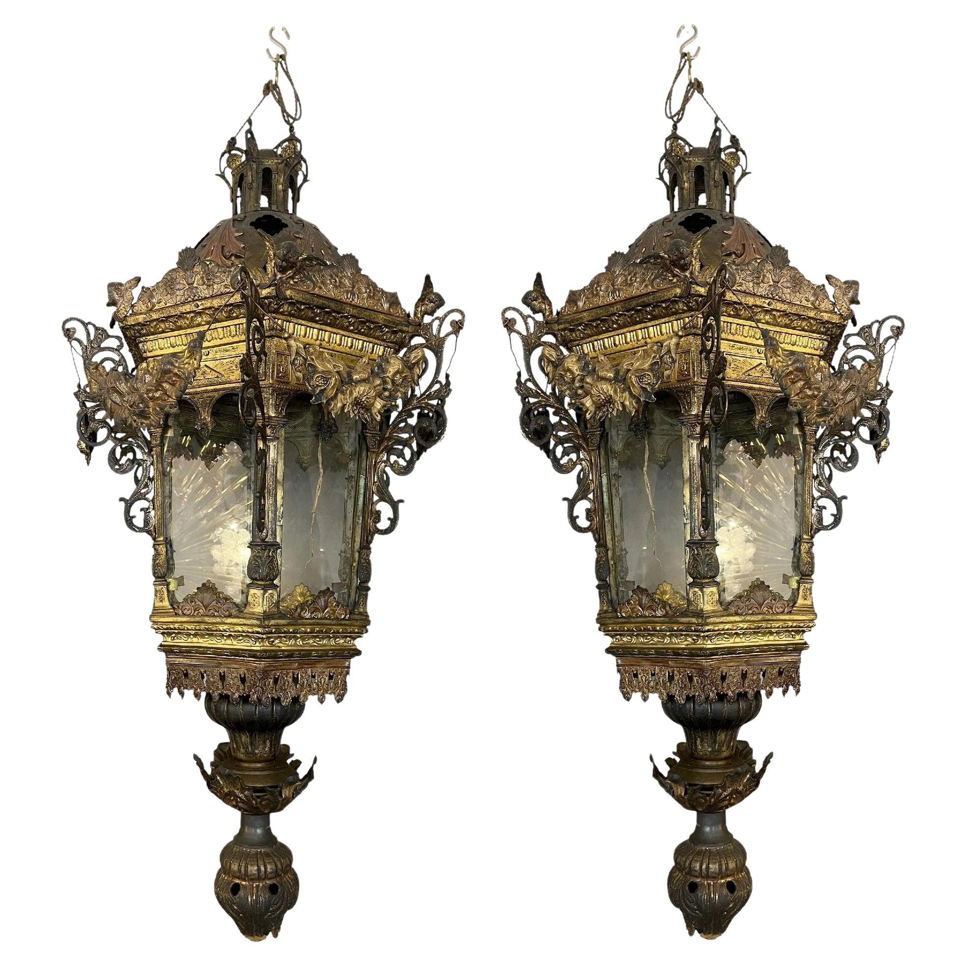 Pair of gilded and stamped copper lanterns, 19th century, Venice, Italy For Sale