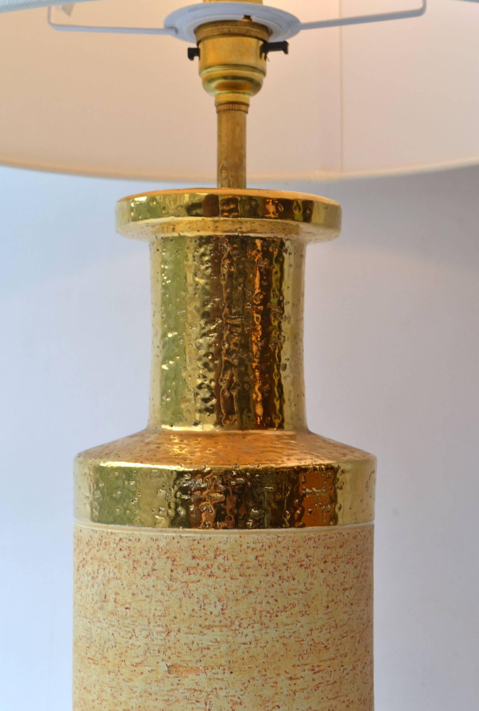 Italian Pair of Bitossi Gilded Stoneware Ceramic Table Lamps, Italy 1970s For Sale