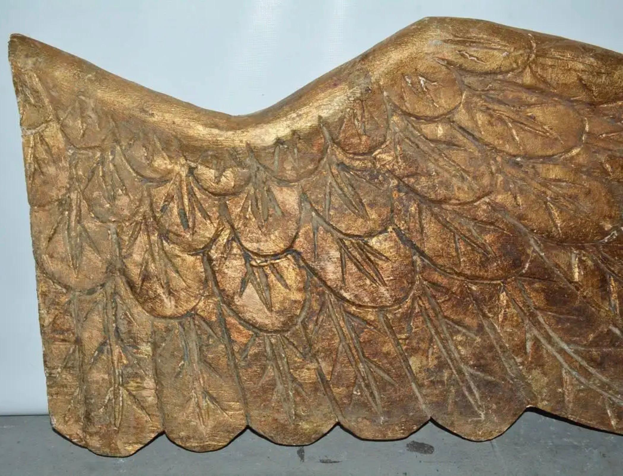 Pair of Gilded Angel Wings In Good Condition For Sale In Sheffield, MA