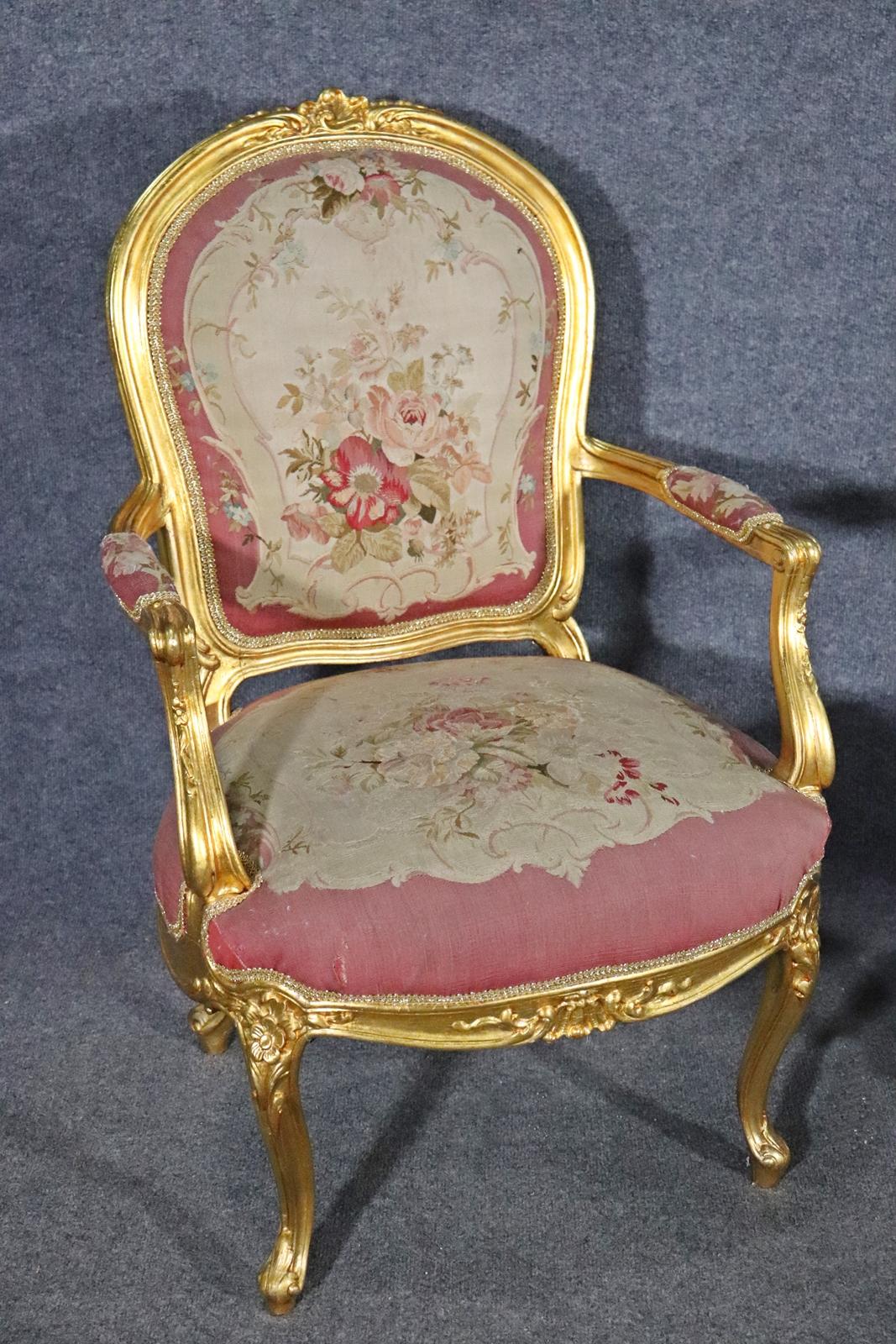 Pair of Gilded Aubusson Upholstered French Louis XV Armchairs Fauteuils  In Good Condition In Swedesboro, NJ