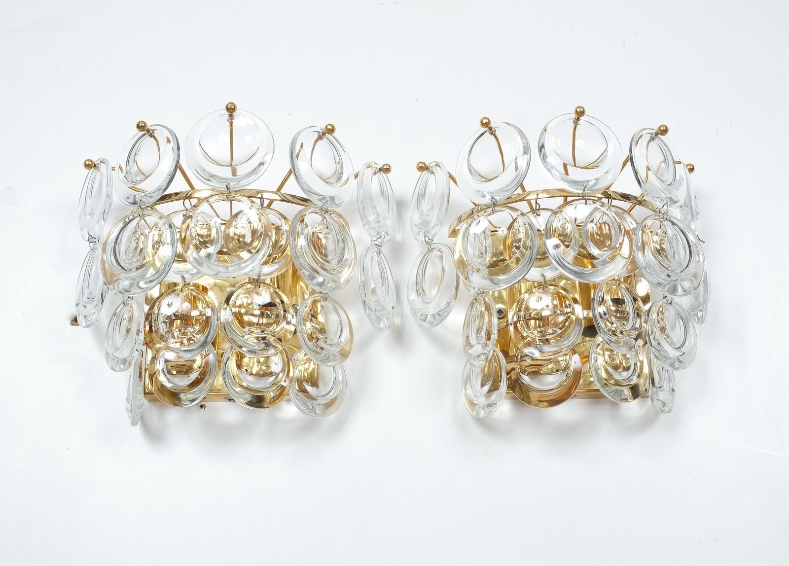Paire d'appliques en laiton doré et verre cristal de Palwa en vente 1