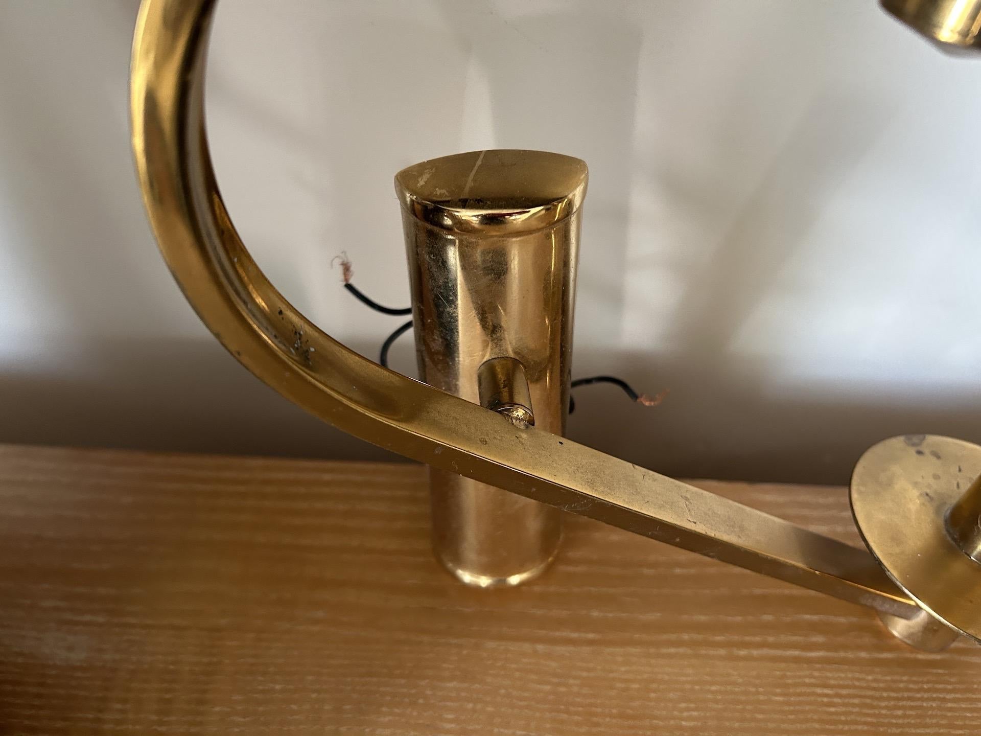 Pair of gilded brass sconces in the style of Gaetano Sciolari 1970 For Sale 4