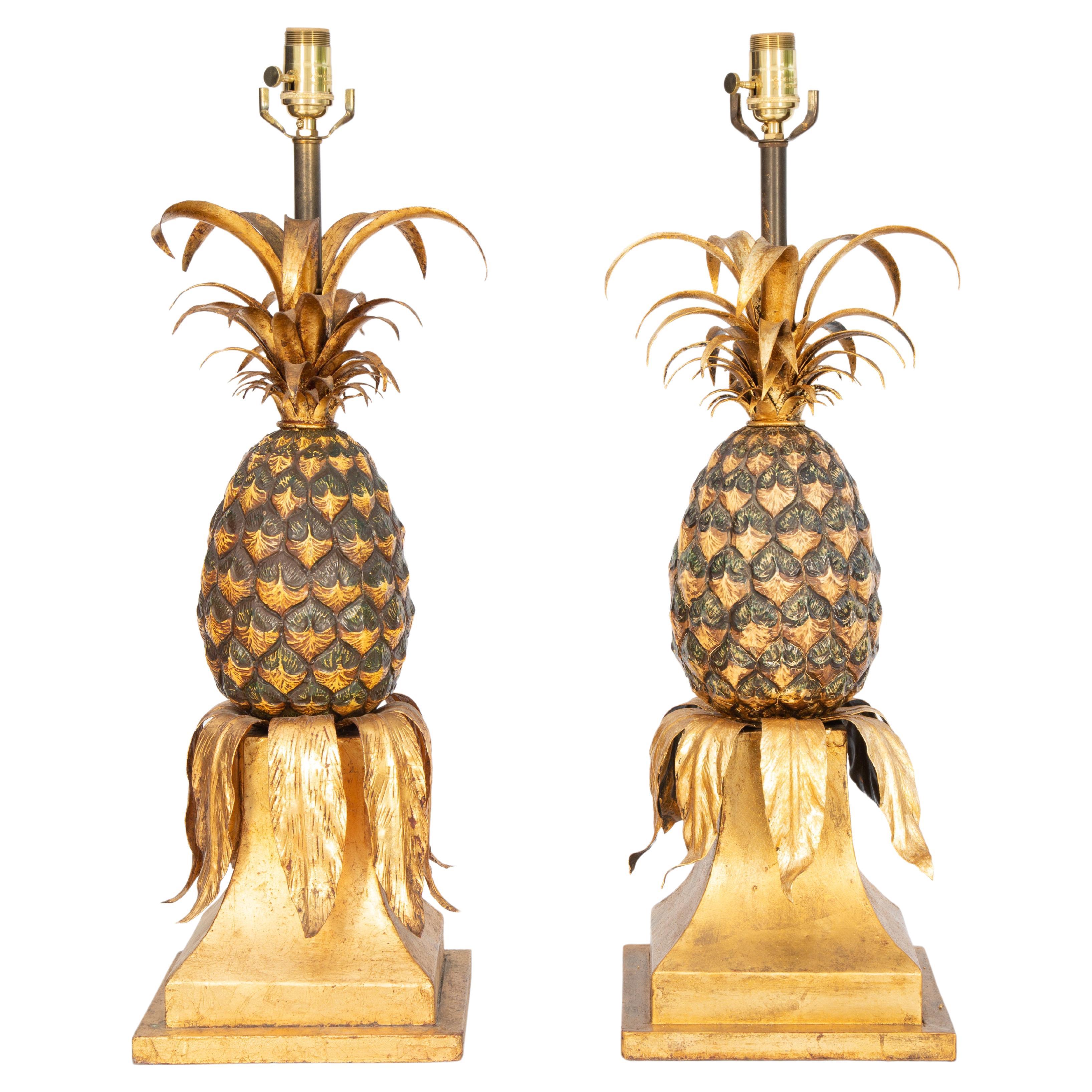 Coppia di lampade ad ananas in bronzo dorato e tole di Warren Kessler