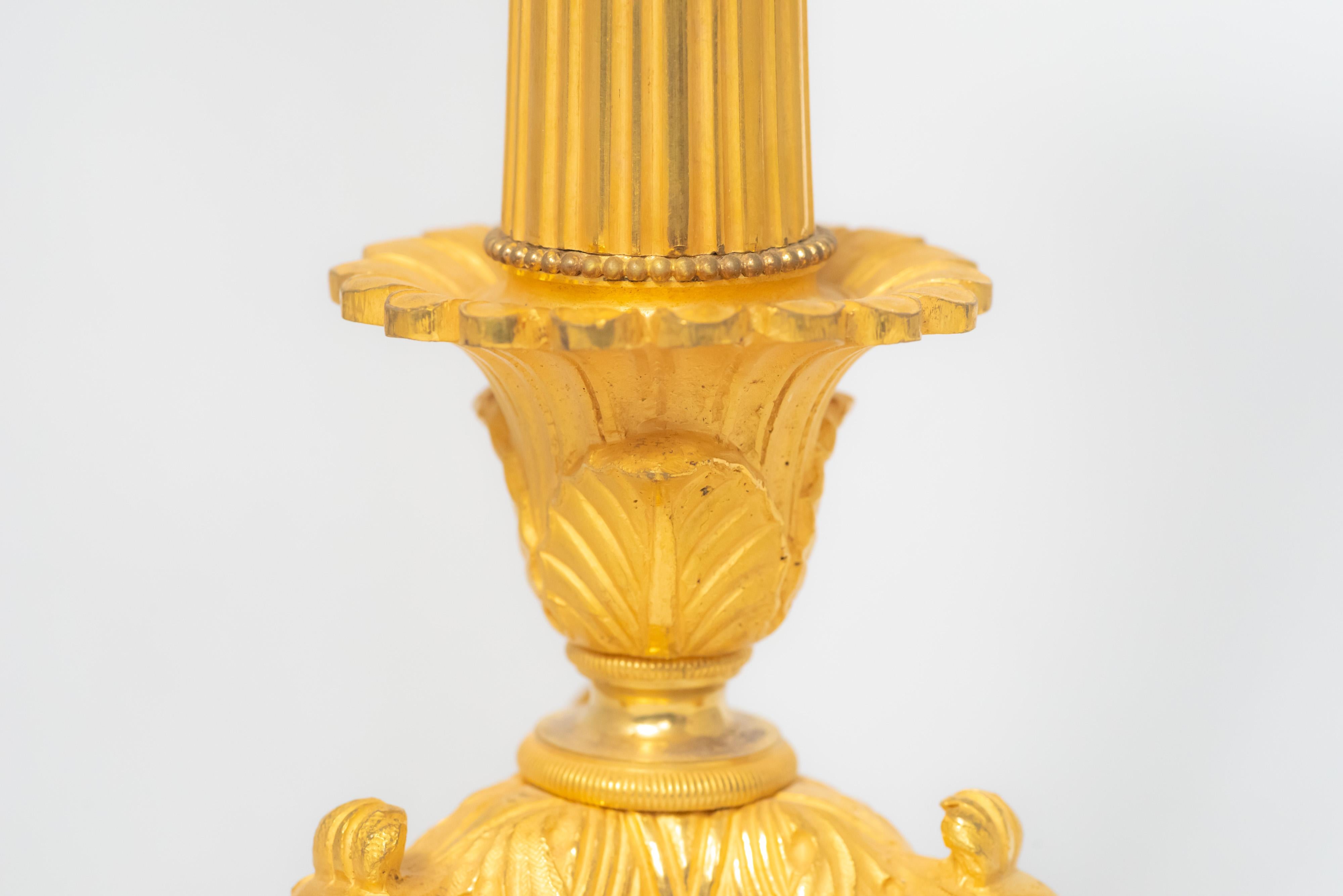 Pair of Gilded Bronze Candlesticks from French Restauration Era For Sale 3
