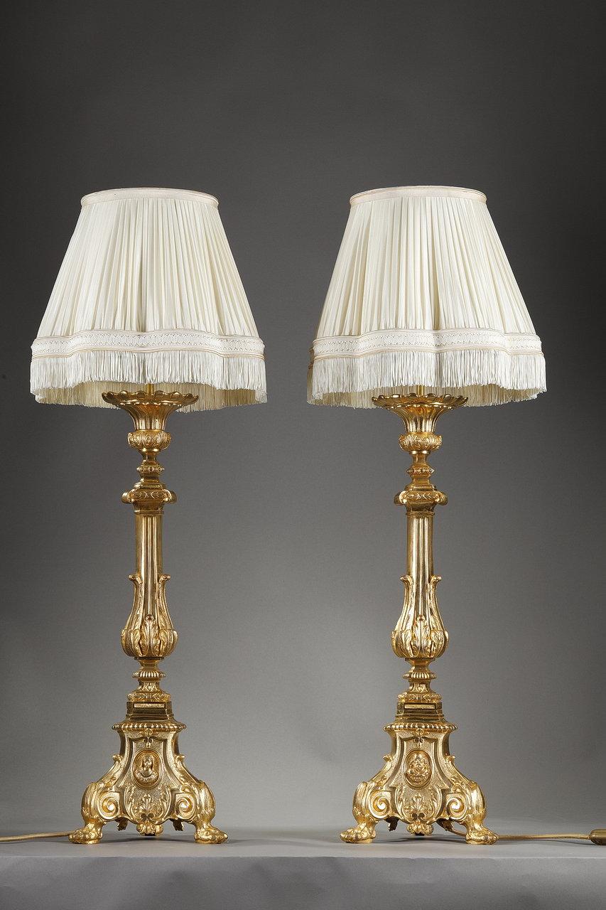 Pair of Gilded Bronze Candlesticks with Pagoda Lampshade, 19th Century 12