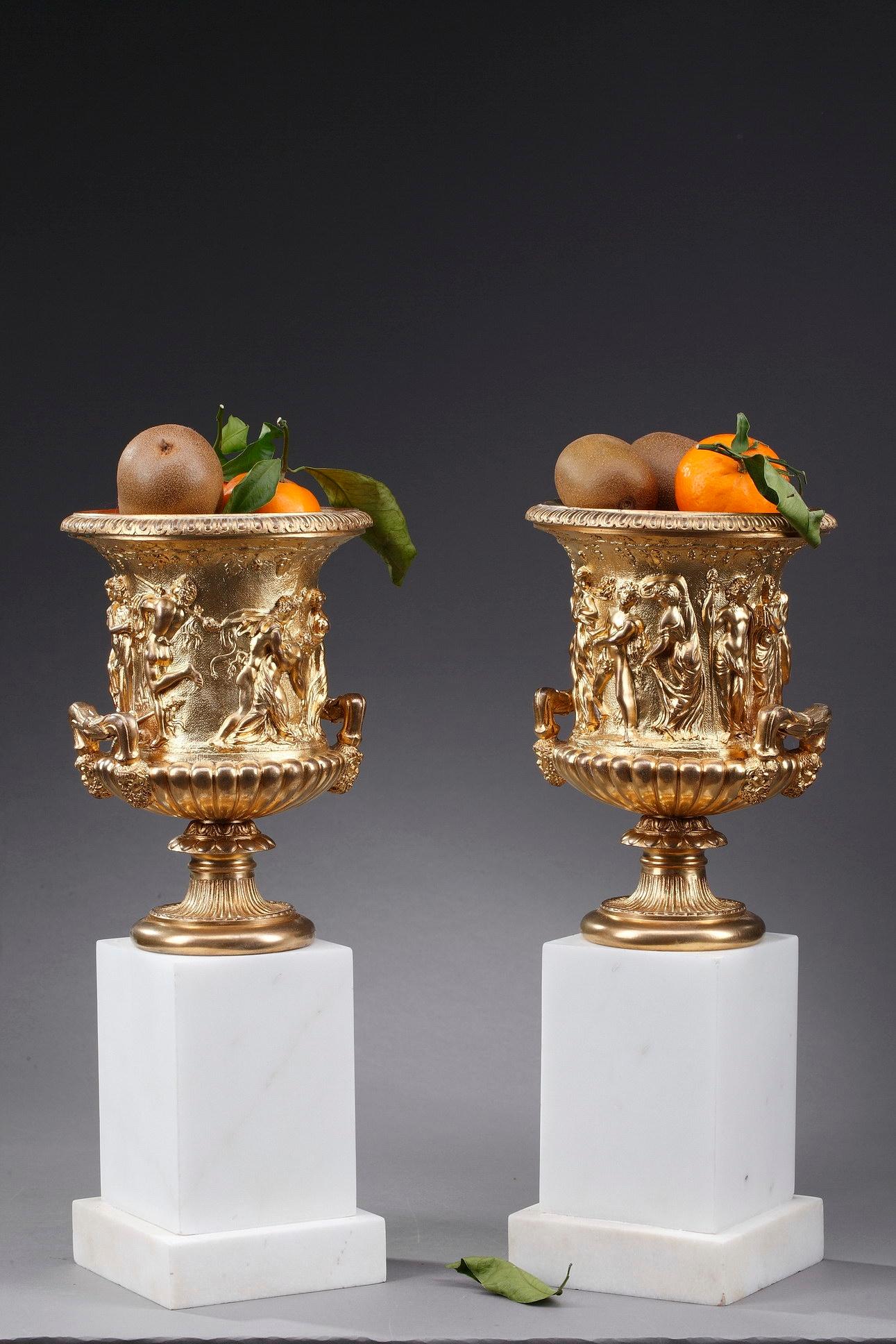 Pair of Gilded Bronze Medici Vases with Antique Decoration 12