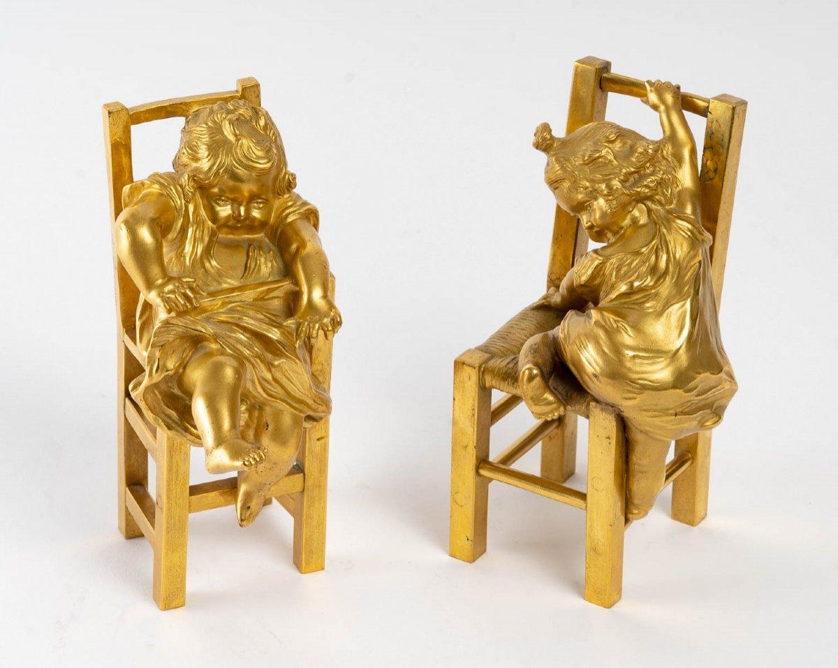 Pair of gilded bronze sculptures 19th Century
Representing two little girls on their seats
Late 19th century, Art Nouveau style
In perfect condition.
Measures: Width : 9 cm
Height : 16,5 cm / 17 cm
Depth : 9 cm.