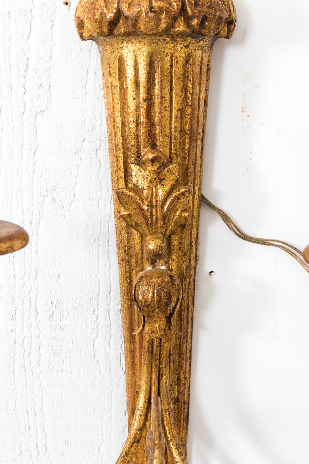 Giltwood Pair of Gilded Sconces