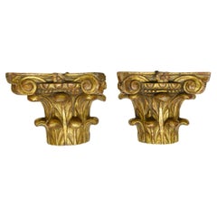 Paire de demi-capitaux en Wood Wood doré