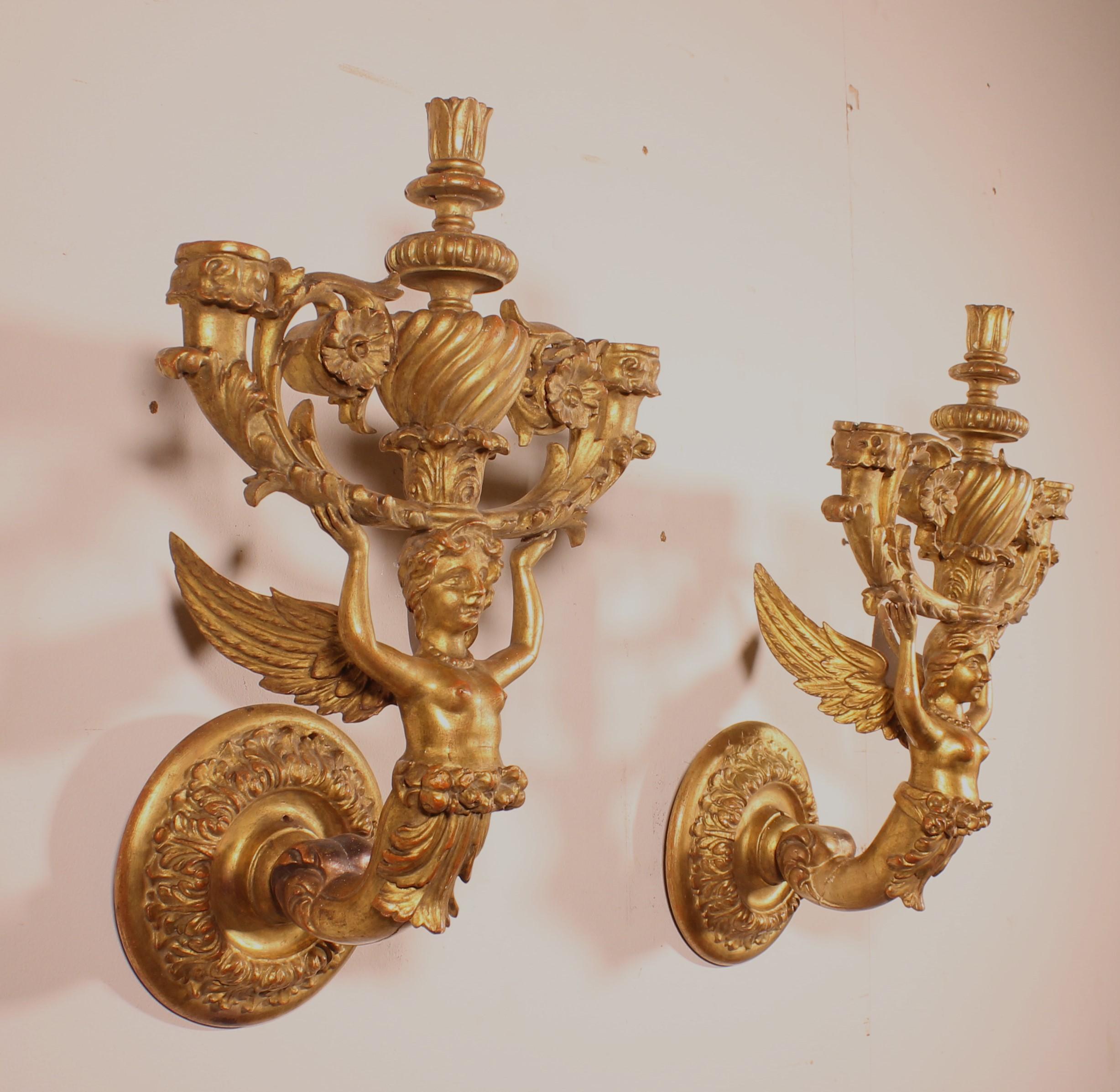 Paire d'appliques en bois doré - Italie - 19e siècle en vente 4
