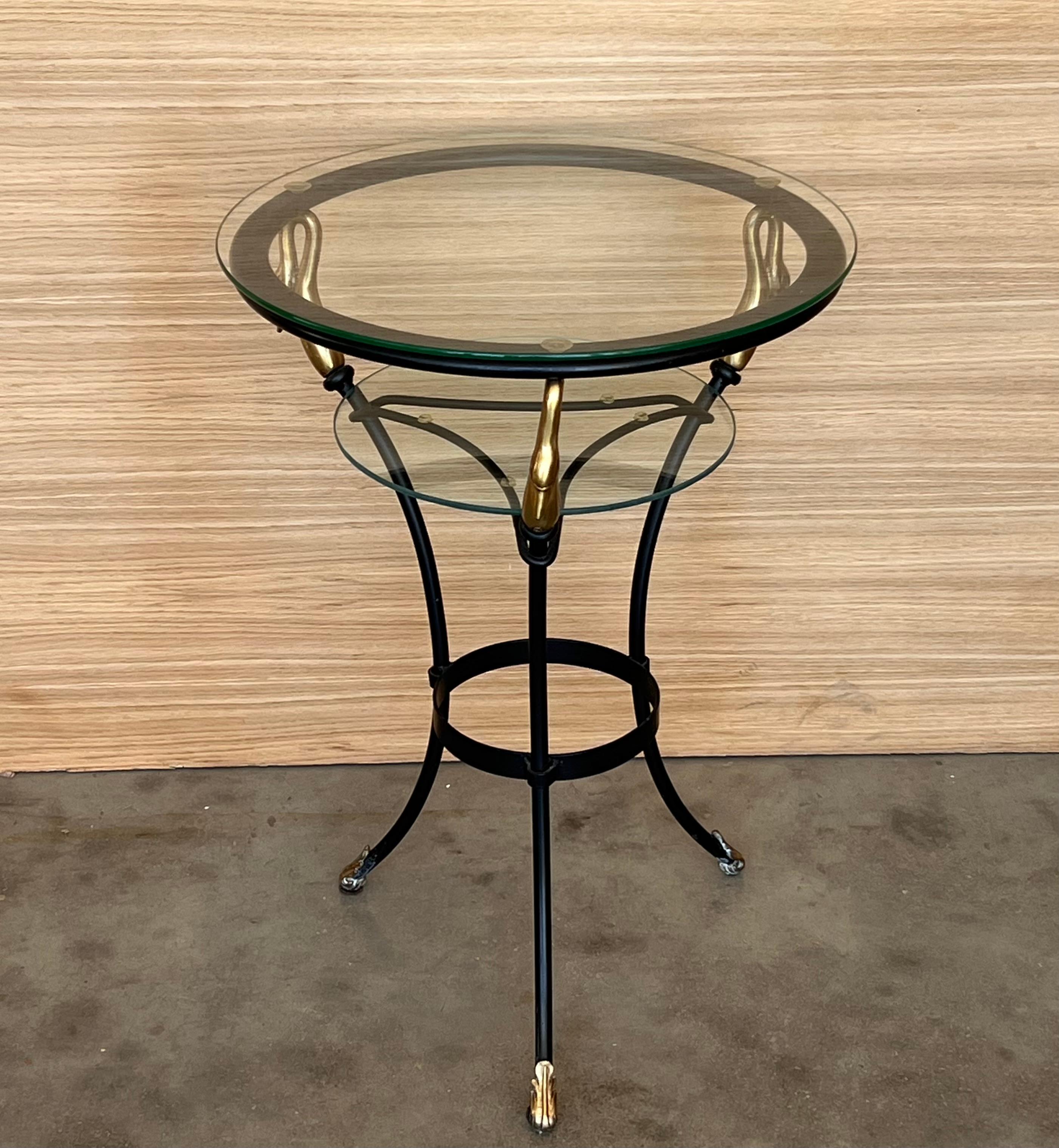 Paire de tables basses Empire en fer forgé doré Bon état - En vente à Miami, FL