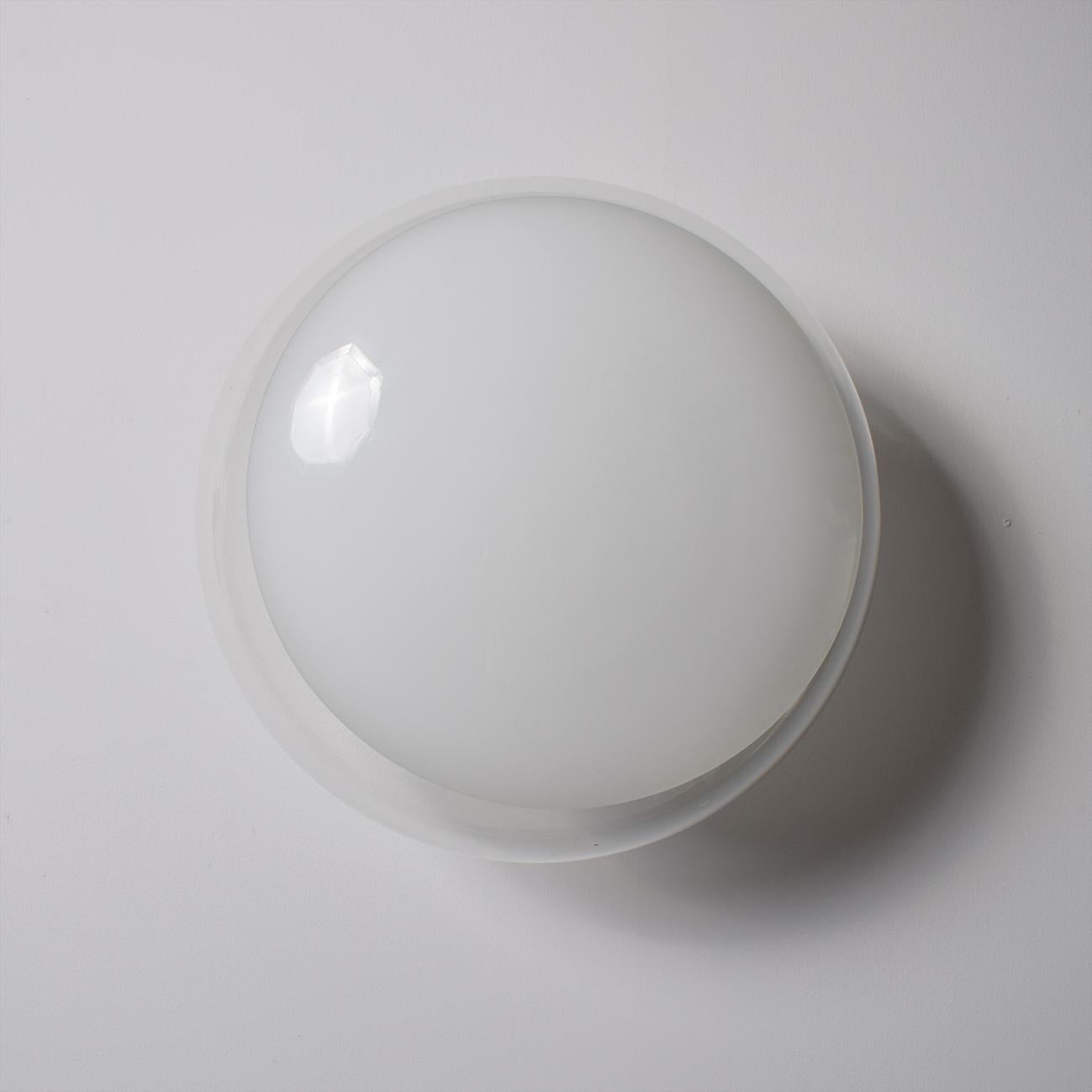 Pair of wall lights lamps sconces or ceiling flush mount model Gill by Roberto Pamio for the editor Leucos. Blown Murano glass.

Complimentary US rewiring upon request.