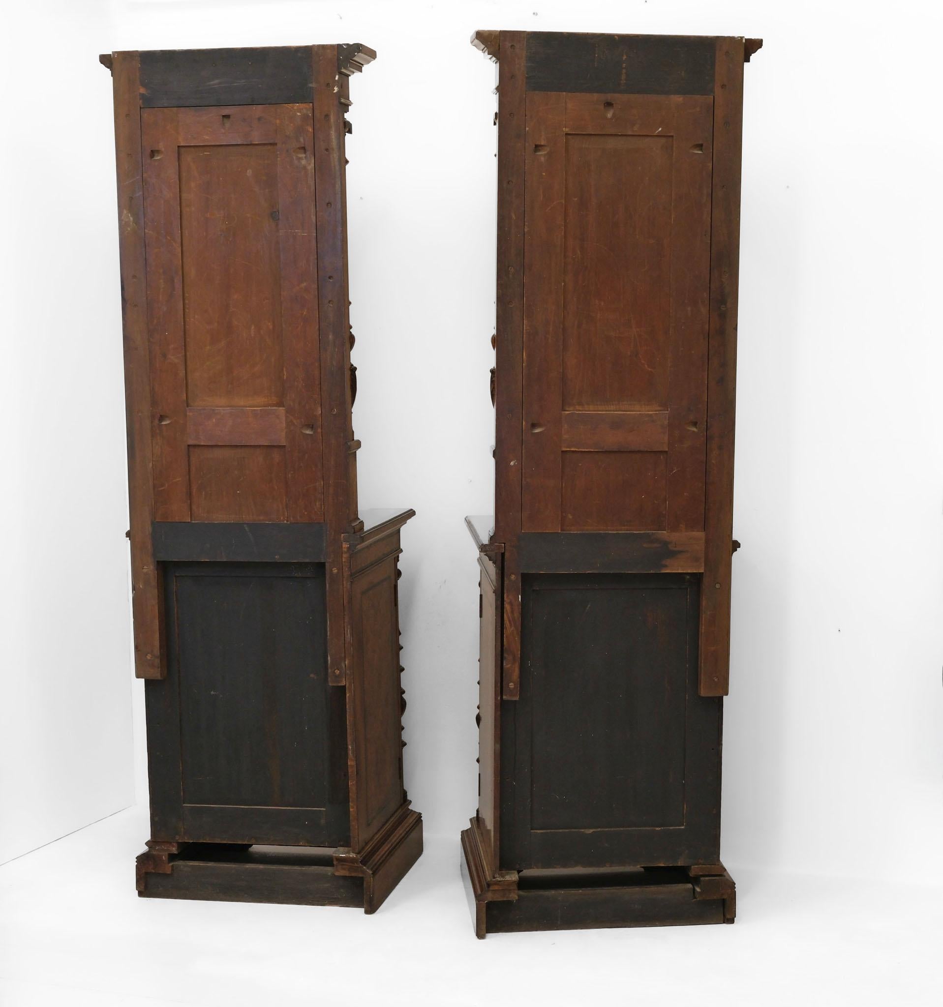 Paire d'armoires à miroirs en ronce de noyer, amboyna et parchemin doré de Gillows en vente 12